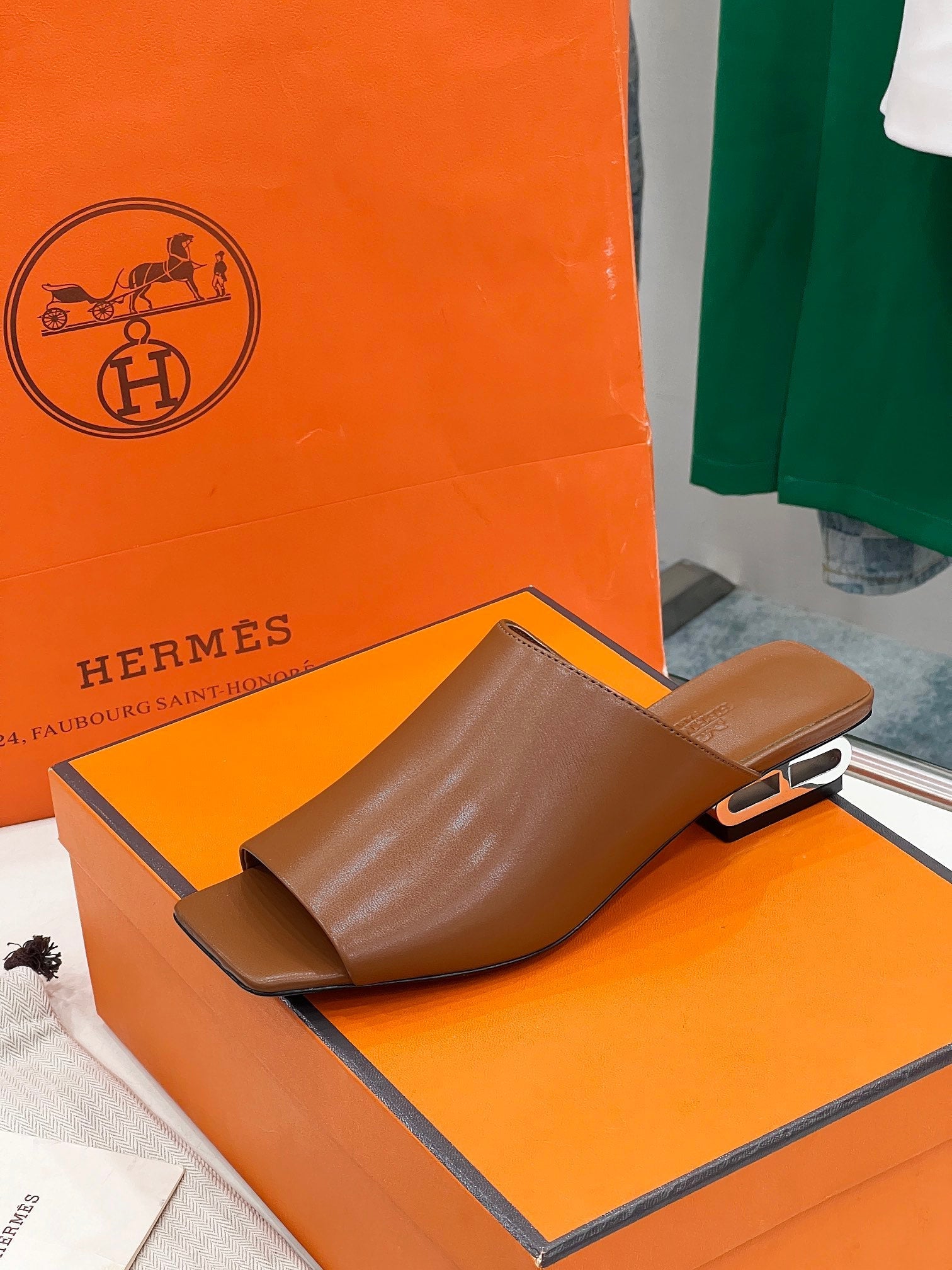 IDOLE SANDAL IN BRONZE BROWN CALFSKIN、mysite、Cacoeks