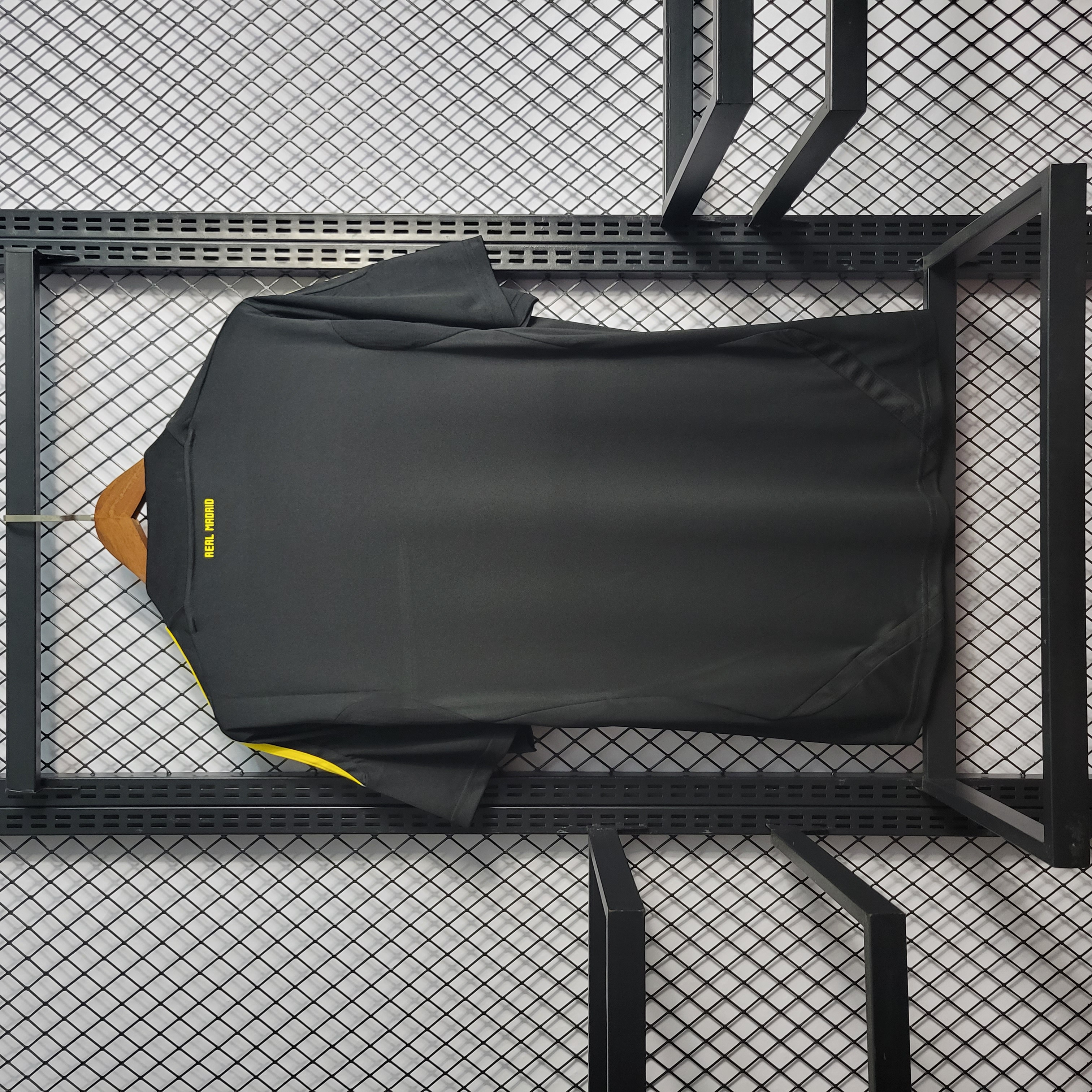 ManixJersey.com | Retro Real Madrid 11-12 Black Goalkeeper Jersey -Customize Name, Number and Patch | Worldwide Shipping