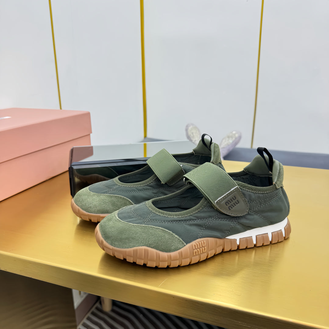 BALLERINAS SHOES IN DARK GREEN TYRE TECHNICAL FABRIC AND SUEDE、mysite、Cacoeks