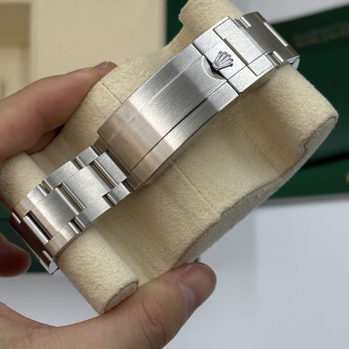 兼职  林炎: luxecystore