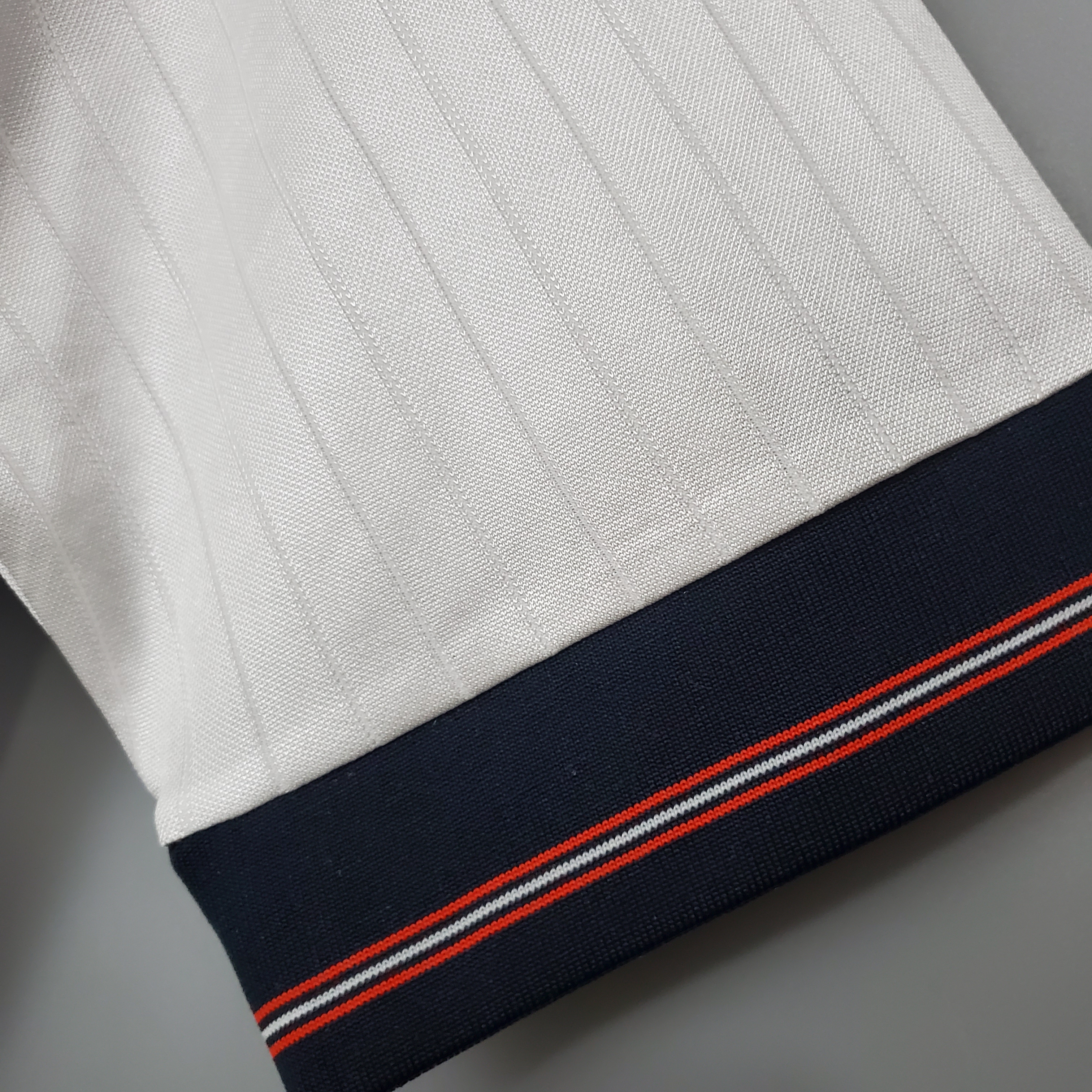 GlobeJersey-Retro England 1984-87 Home Stadium Jersey