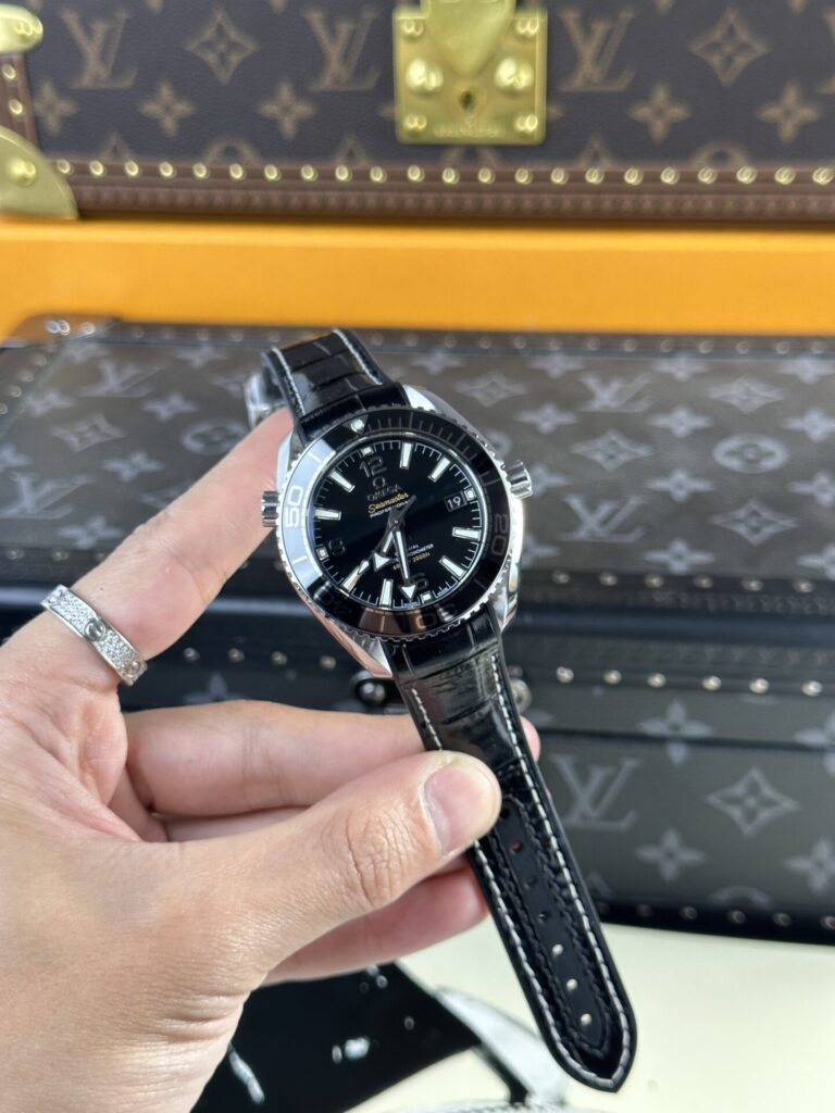 Đồng Hồ Omega Seamaster Planet Ocean Replica 11 Nhà Máy VS (9)