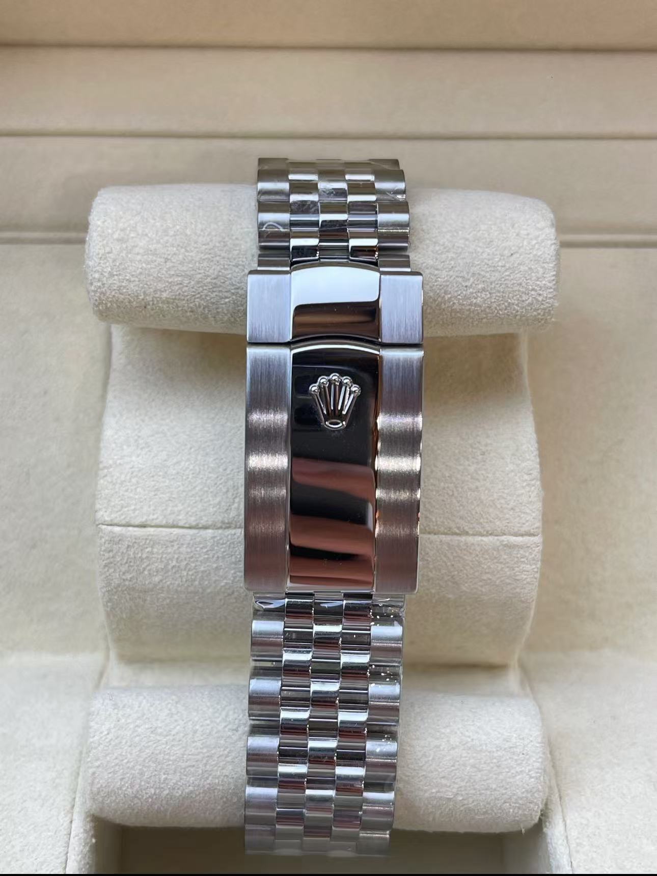 Rolex Datejust SteelJubilee Blue Dial 36mm Super Clone SwissReplica Watch Ref 126234丨3235 Swiss Movement