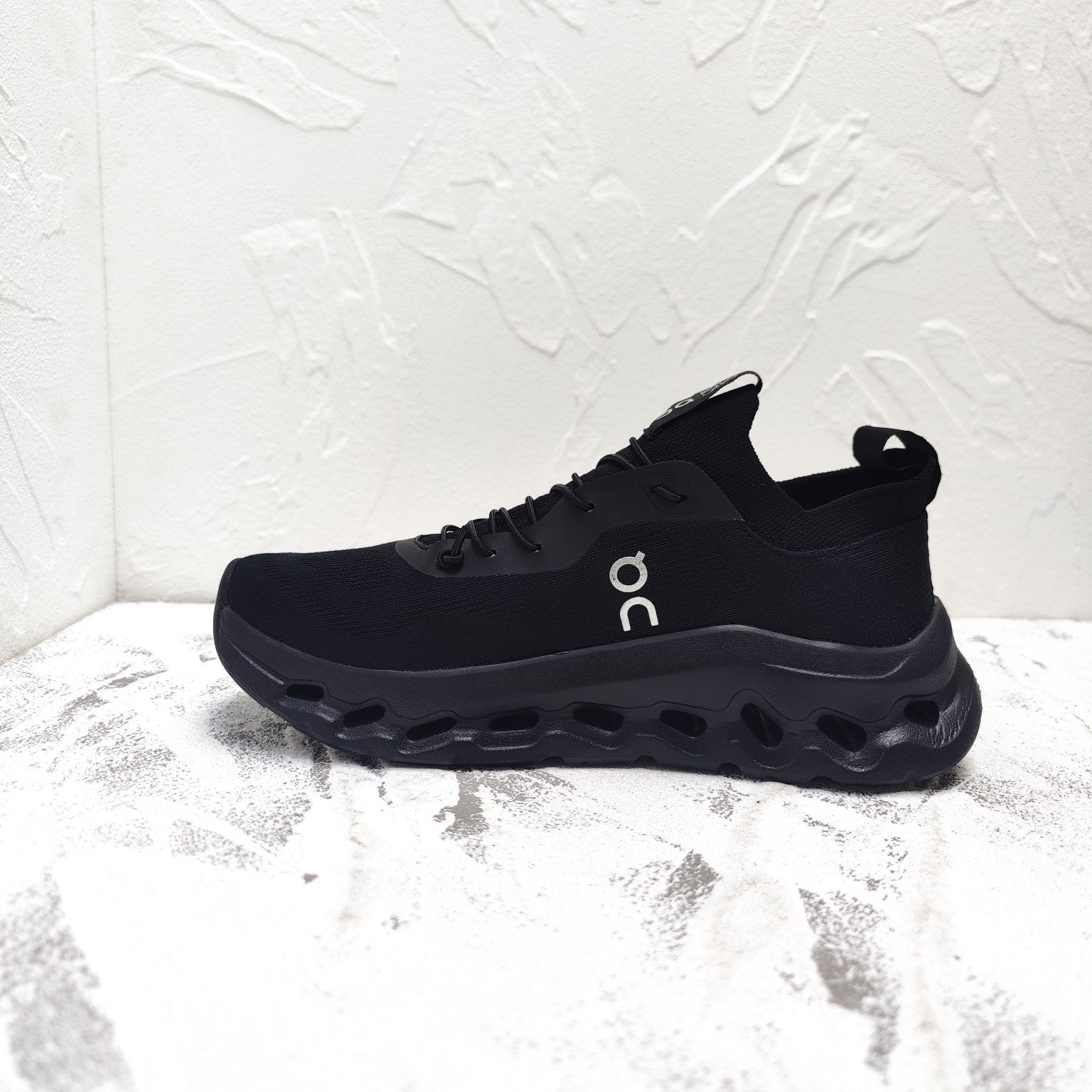 CLOUDTILT SNEAKER IN BLACK RECYCLED POLYESTER、mysite、Cacoeks