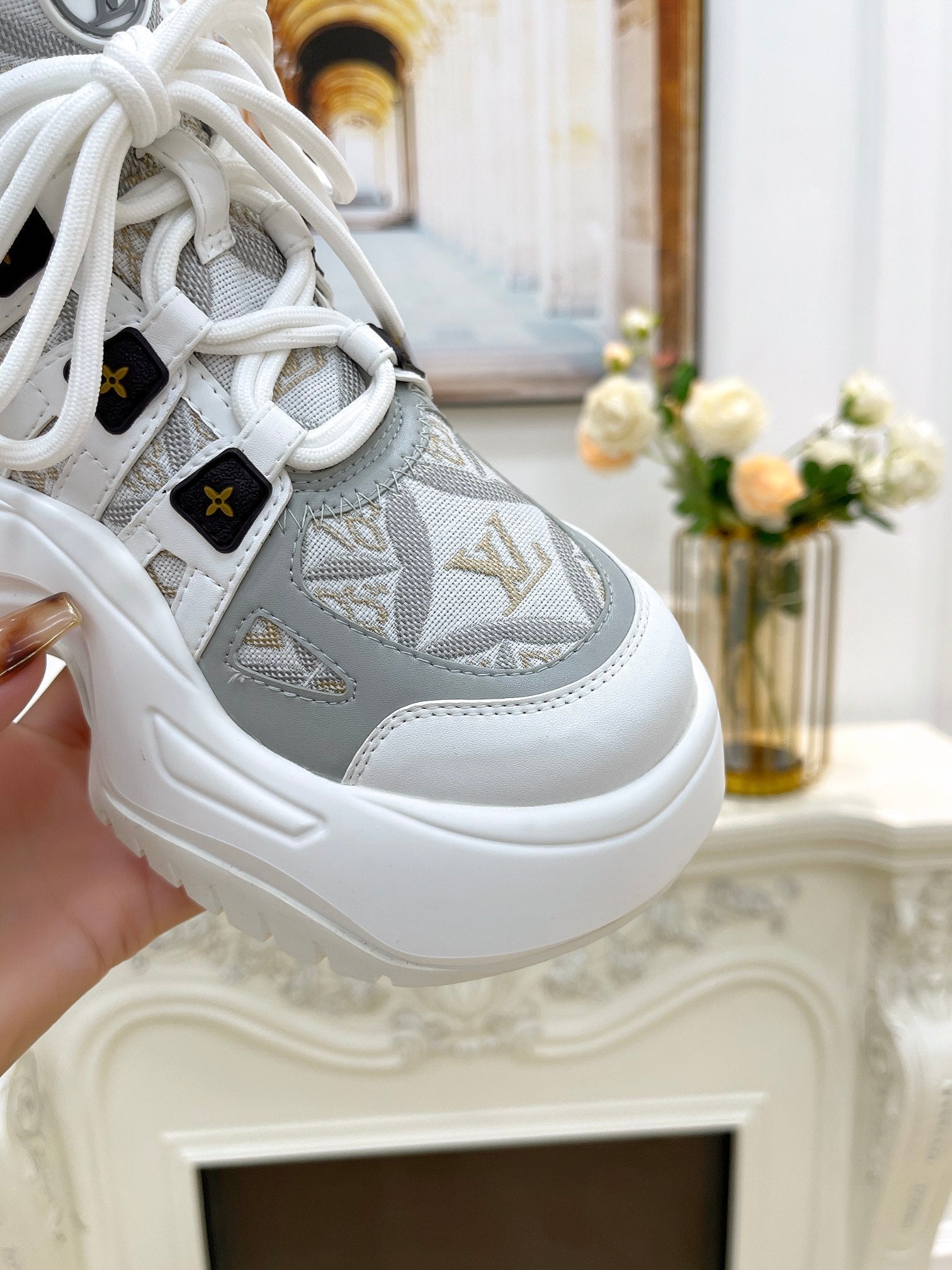 LV ARCHLIGHT 2.0 PLATFORM SNEAKER IN WHITE MIX DOVE GRAY MIX OF MATERIALS、mysite、Cacoeks