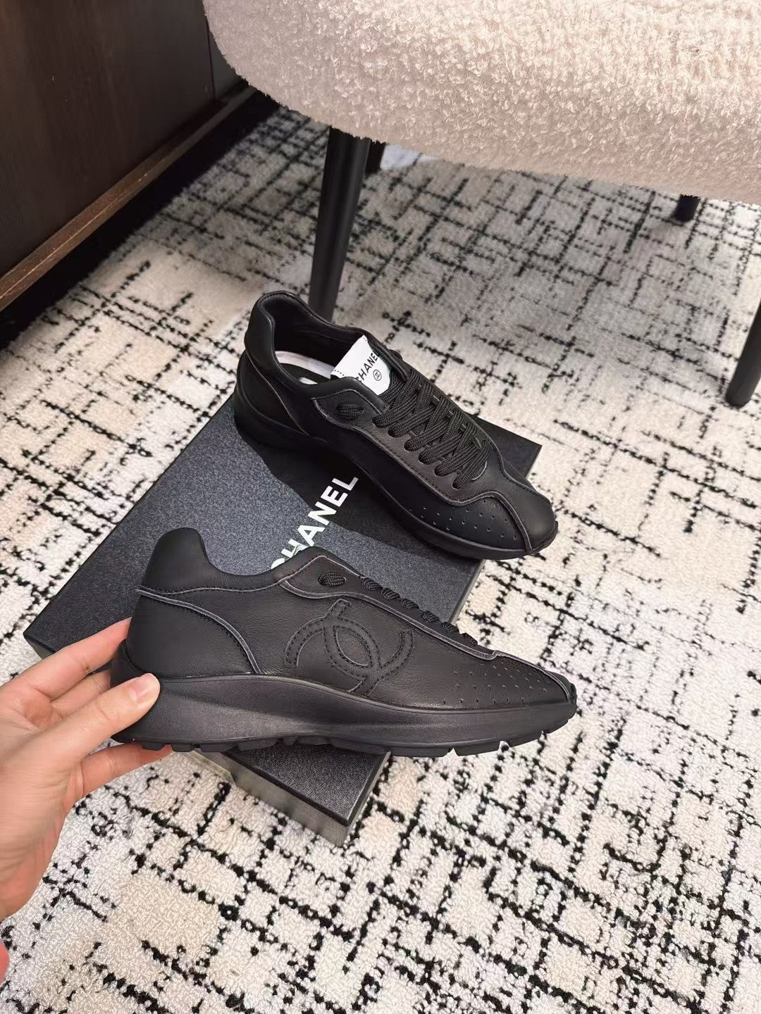 CLASSIC SNEAKERS IN BLACK SHEEPSKIN、mysite、Cacoeks