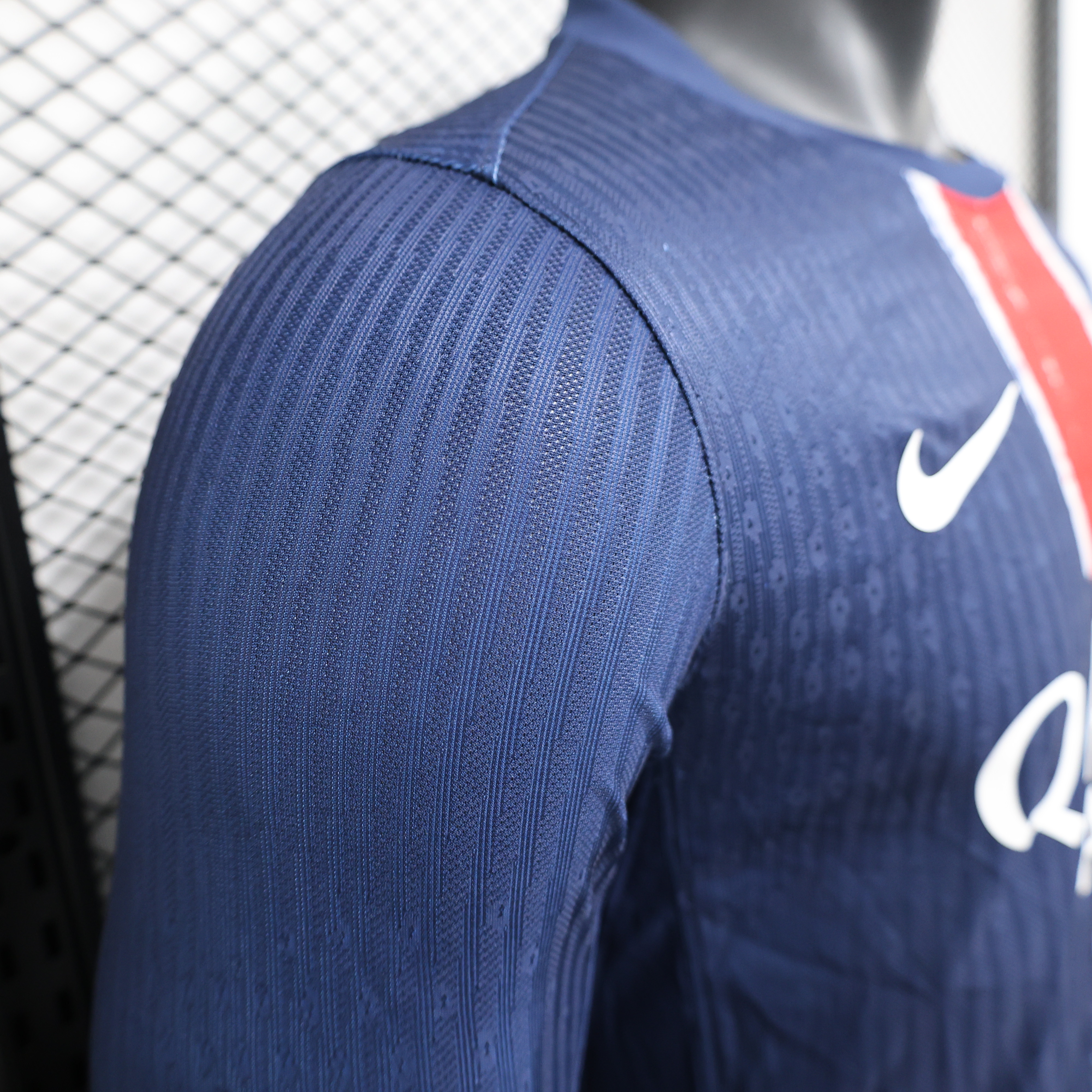 JerseysGala.com | Paris Saint-Germain PSG 24-25 Home Stadium Long Sleeve Jersey - Player Version -Customize Name, Number and Patch | Worldwide Shipping