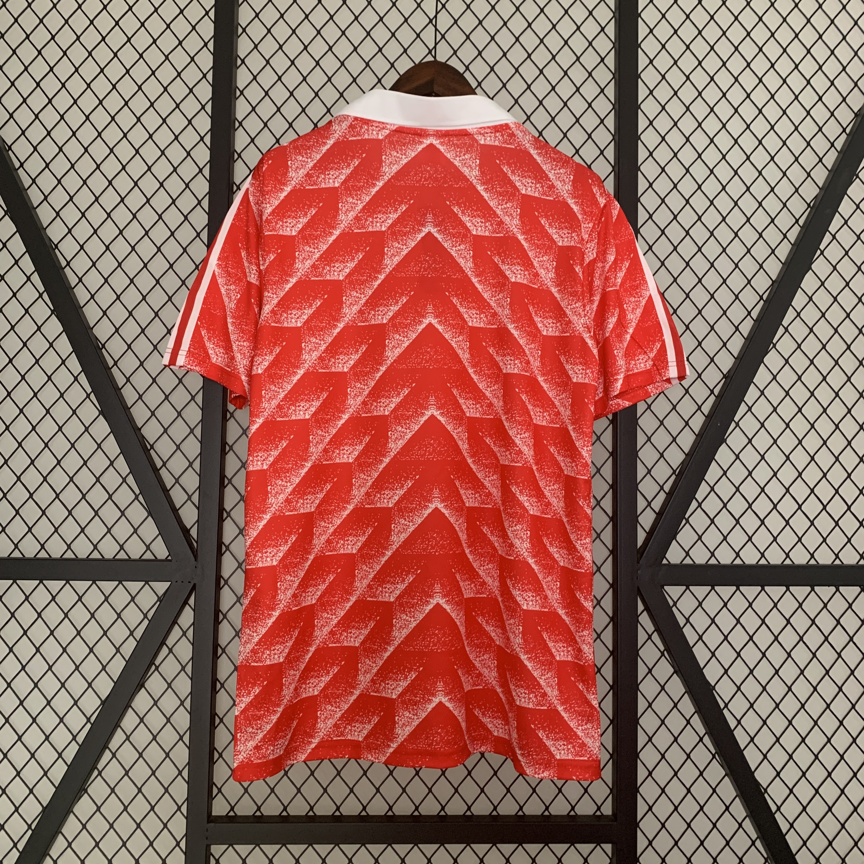 GlobeJersey-Retro Soviet Union 1987-88 Home Stadium Jersey