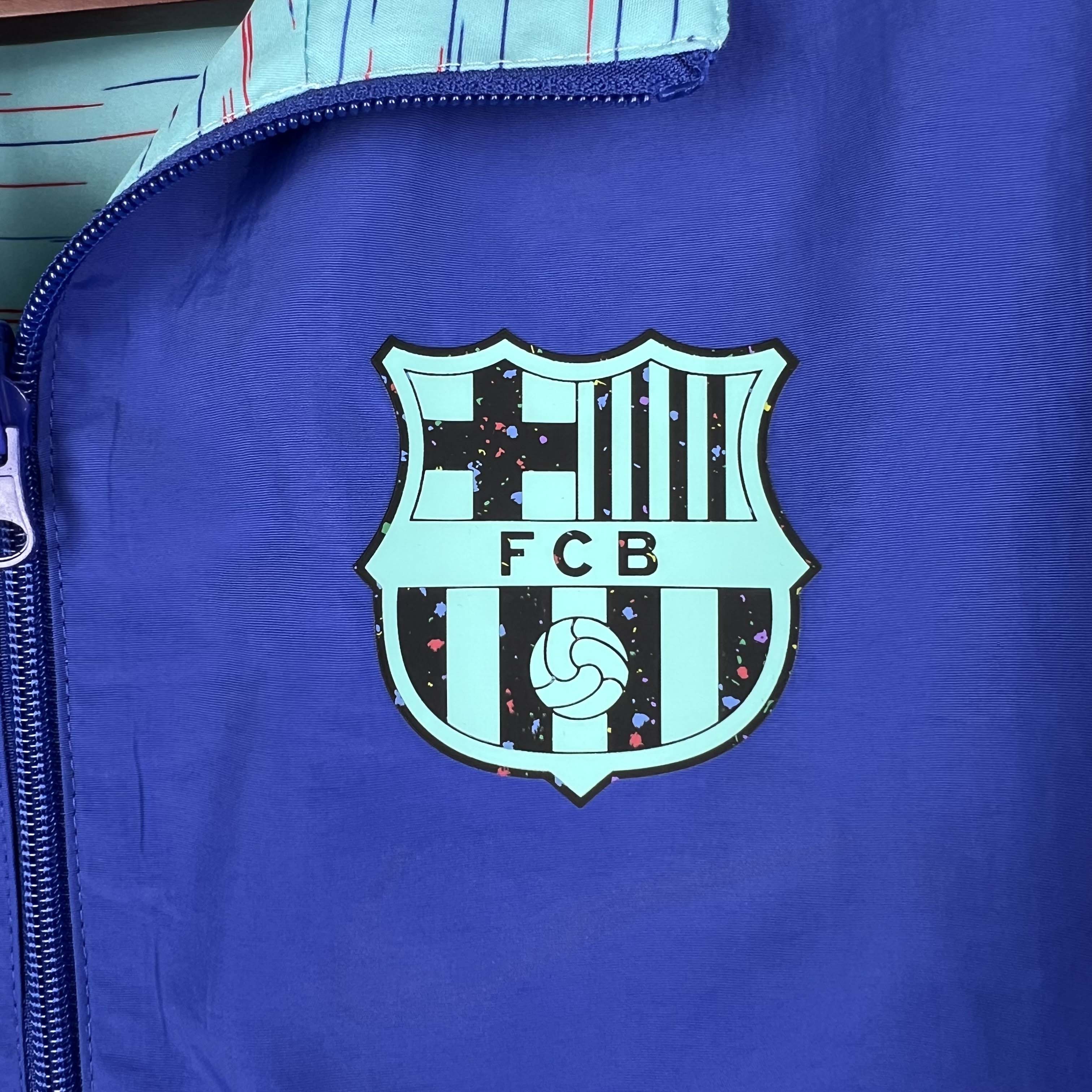 2023/2024 Barcelona Reversible Windbreaker Blue Soccer Jersey 1:1 Thai Quality:football jersey mysite: unitedjerseyfootball 邓江浪:football
