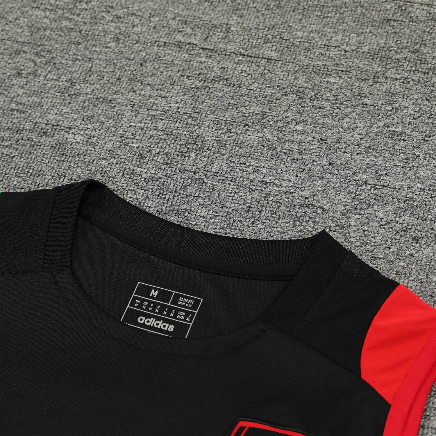 ManixJersey.com | Arsenal 24-25 Vest Training Set - Black -Customize Name, Number and Patch | Worldwide Shipping