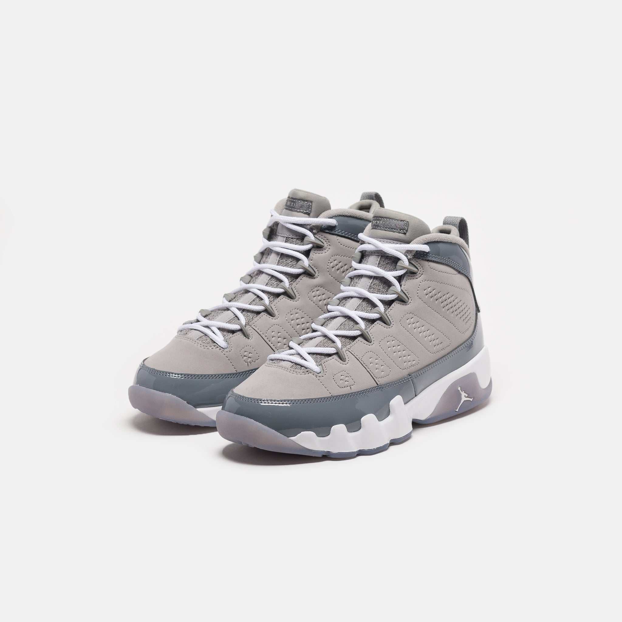 Air Jordan 9 Retro Big Kids Sneaker in Medium Grey/Cool Grey/White