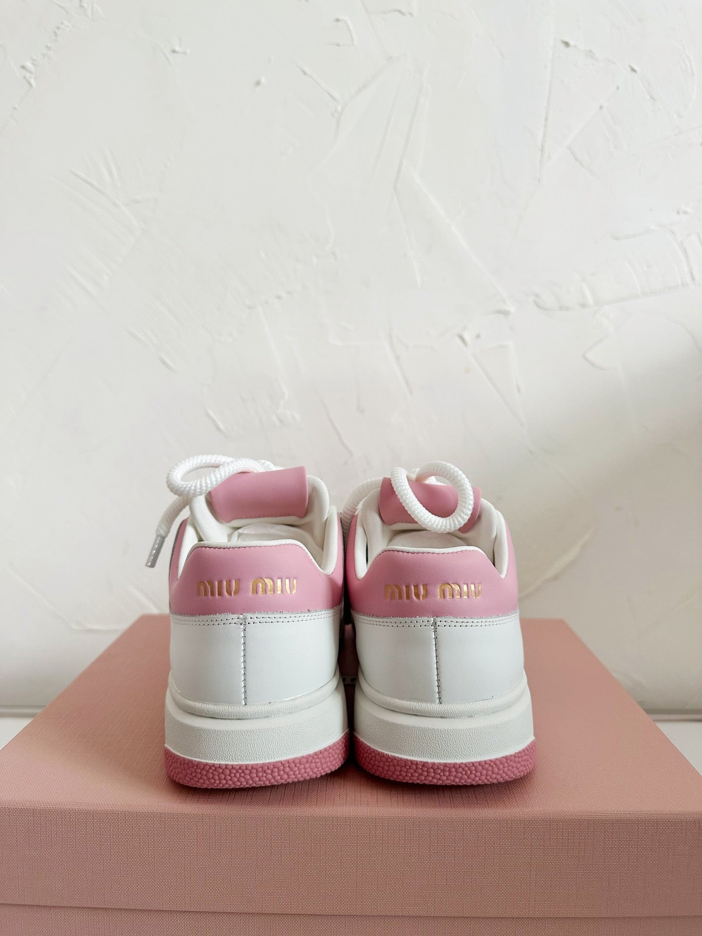 SNEAKERS SIMPLE DESIGN IN PINK MIX WHITE SHEEPSKIN、mysite、Cacoeks