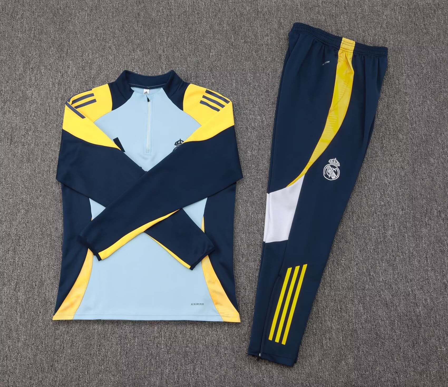 2024/2025 Real Madrid Half-Pull Training Suit Baby blue Football Shirt 1:1 Thai Quality Set:football jersey mysite: unitedjerseyfootball 邓江浪:football