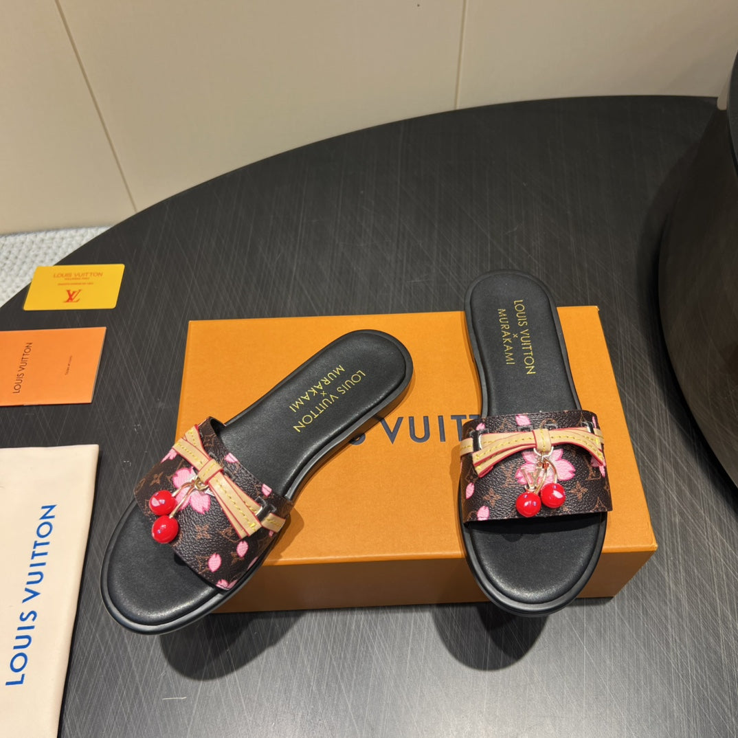 LV SLIDE SANDALS 25S IN DARK BROWN AND BLACK CALFSKIN WITH CHERRY BLOSSOM BUCKLE、mysite、Cacoeks
