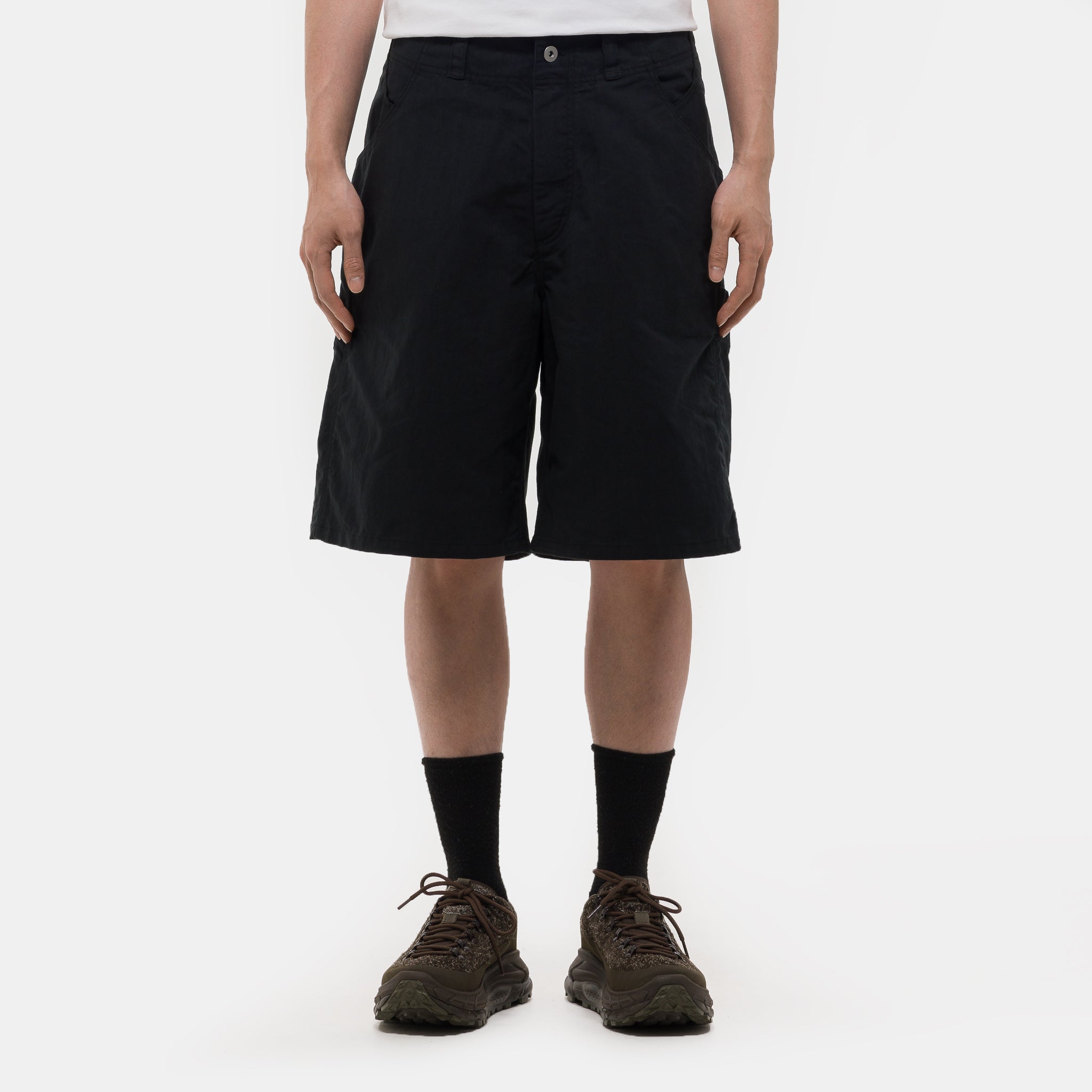 Welder Shorts in Black
