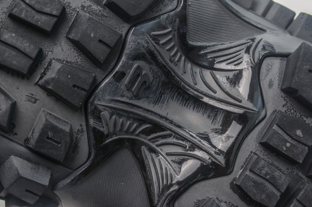 Balenciaga Defender Sneaker in Black、mysite、Cacoeks