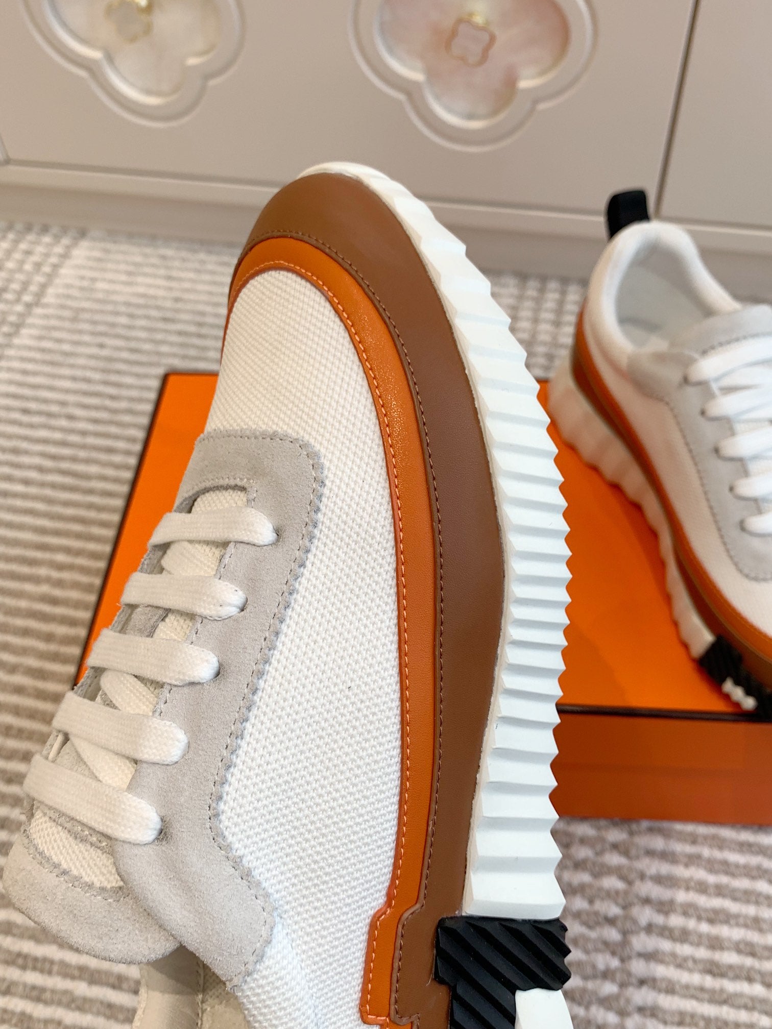 BOUNCING SNEAKER IN WHITE GRAPHIC MESH AND BRONZE BROWN CALFSKIN、mysite、Cacoeks