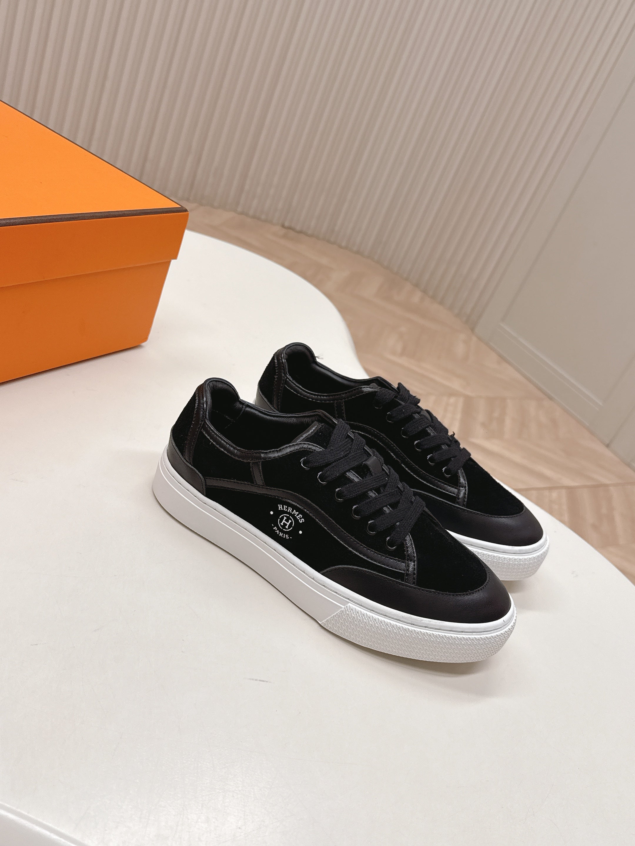 HM 25S SNEAKER LOW SPORTS IN BLACK SUEDE MIX LAMBSKIN、mysite、Cacoeks