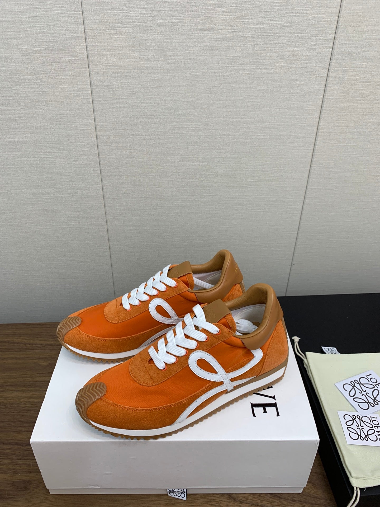 LW FLOW RUNNER SNEAKER ORANGE SUEDE、mysite、Cacoeks