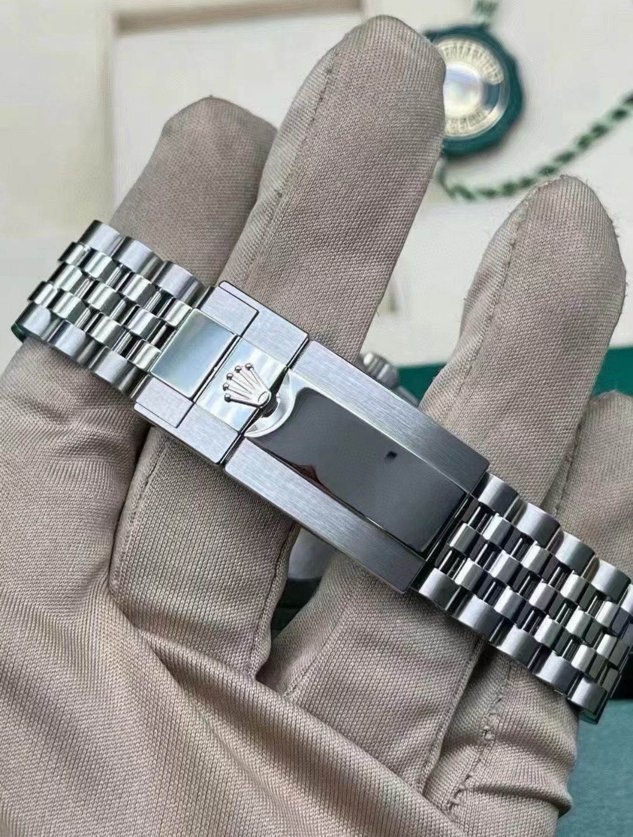 Rolex GMT Masterl Pepsi Super CloneSwiss Replica Watch Ref 126710BLRO3285 Swiss Movement