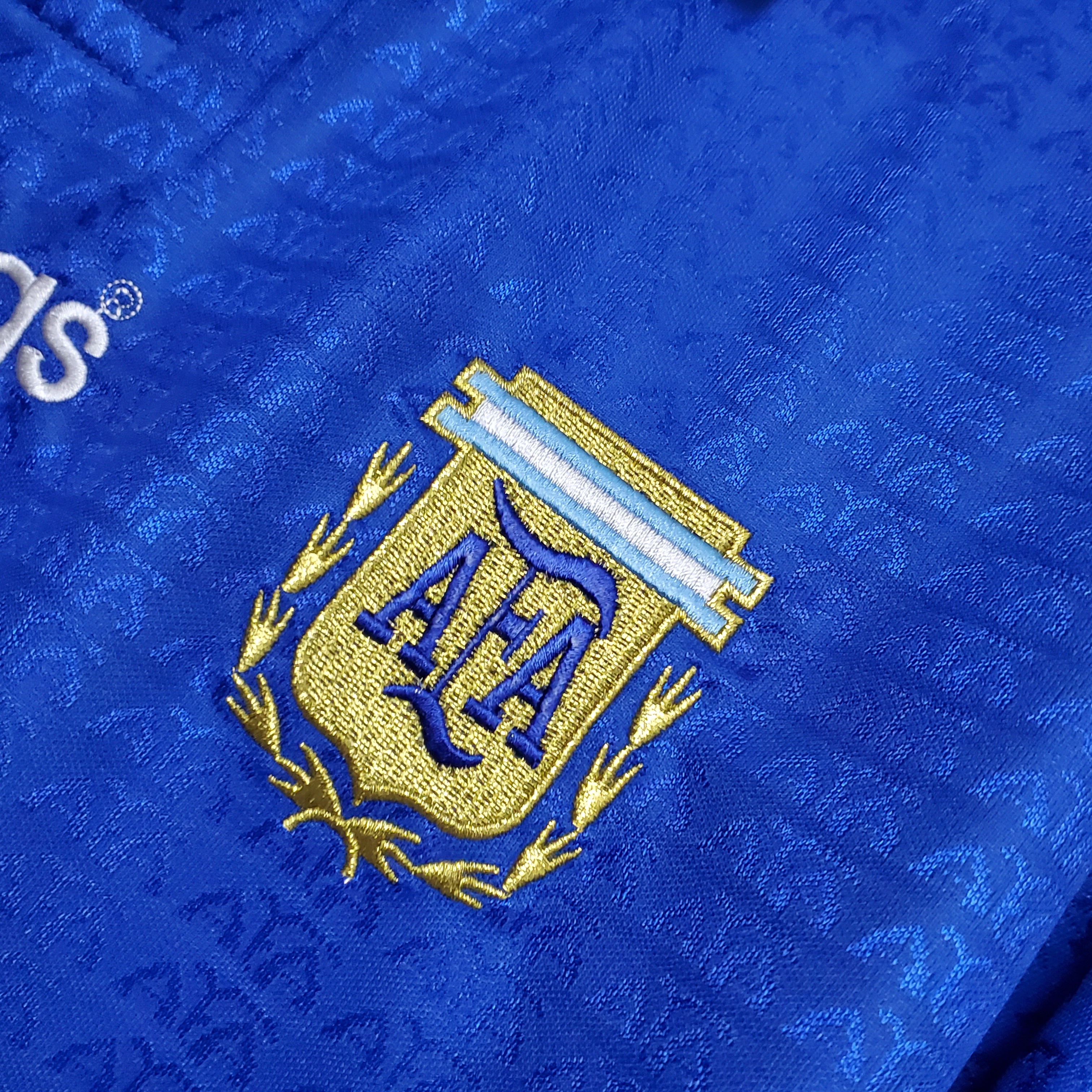 Higojerseys-Retro Argentina 1994 Away Stadium Jersey