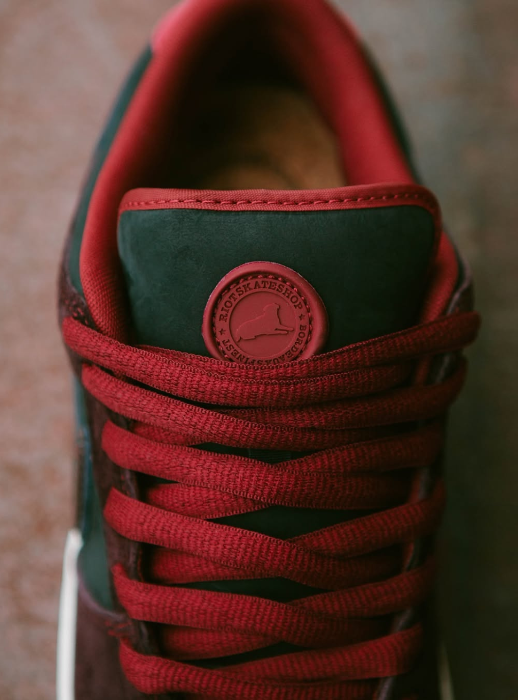 Nike SB Dunk Low Riot Skateshop、NIKE、Cacoeks