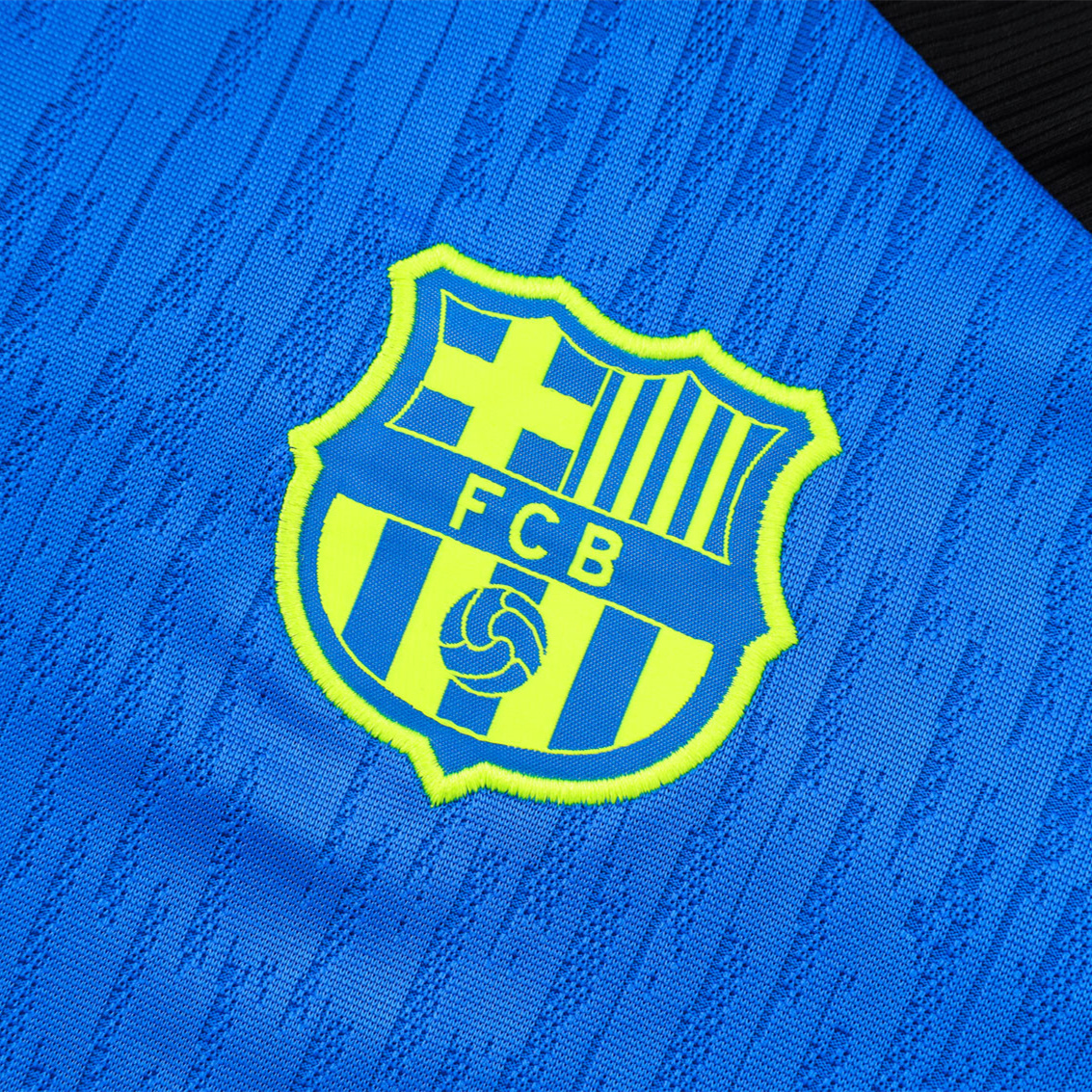JerseysGala.com | Barcelona 24-25 Long Sleeve Training Set - Player Version - Blue Top and Black Pants -Customize Name, Number and Patch | Worldwide Shipping