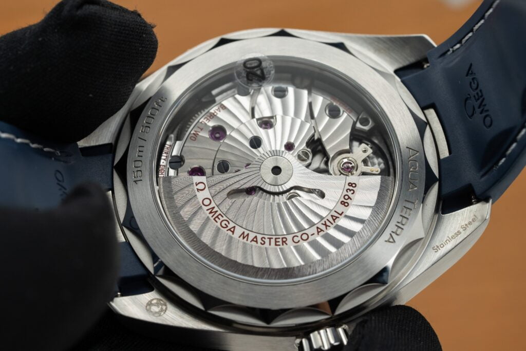 Đồng Hồ Omega Seamaster Aqua Terra Bản Đồ Dây Cao Su (10)
