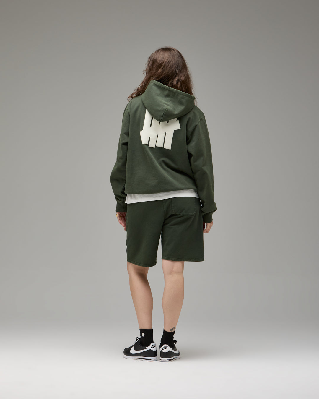 UNDEFEATED ICON PULLOVER HOOD