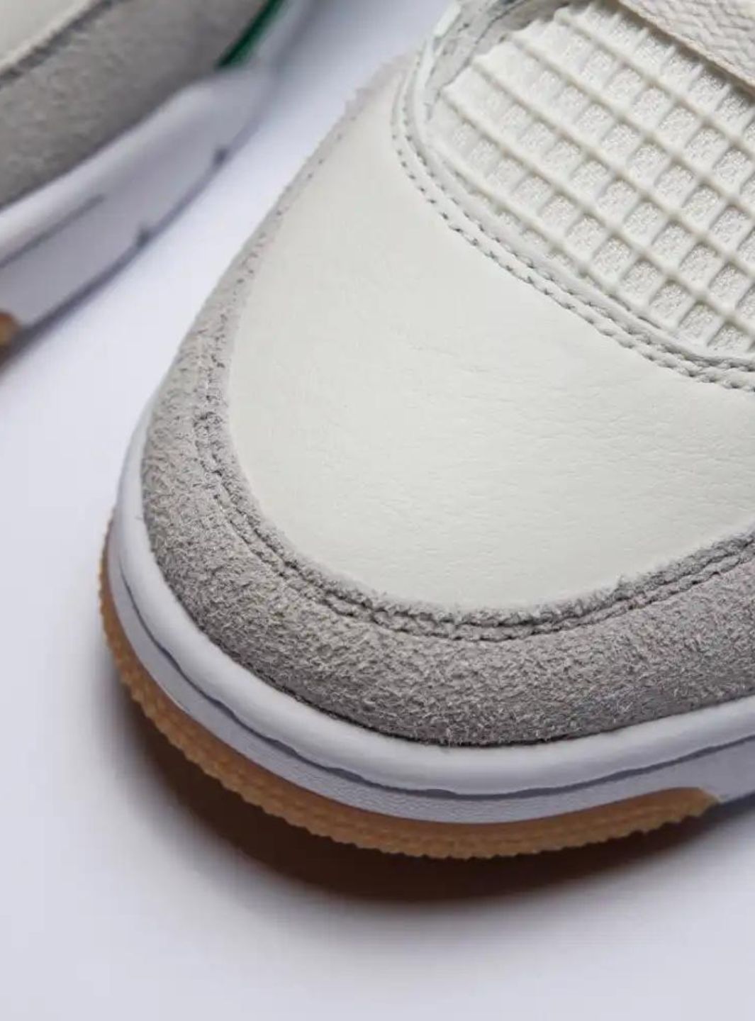 Air Jordan 4 Retro SB Pine Green、JORDAN、Cacoeks