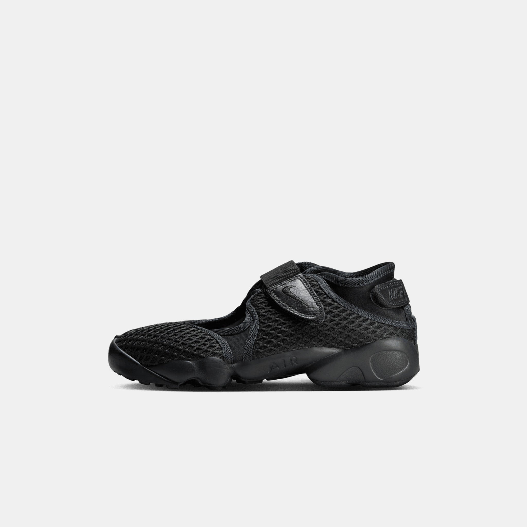 Air Rift Sneaker in Off Noir/Off Noir