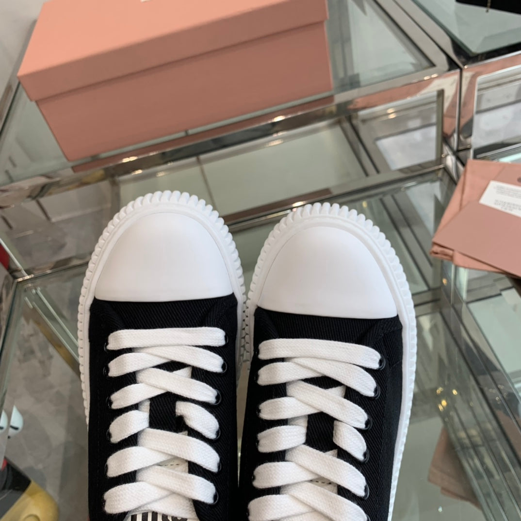 Sneakers High Sole Black And White Canvas、mysite、Cacoeks