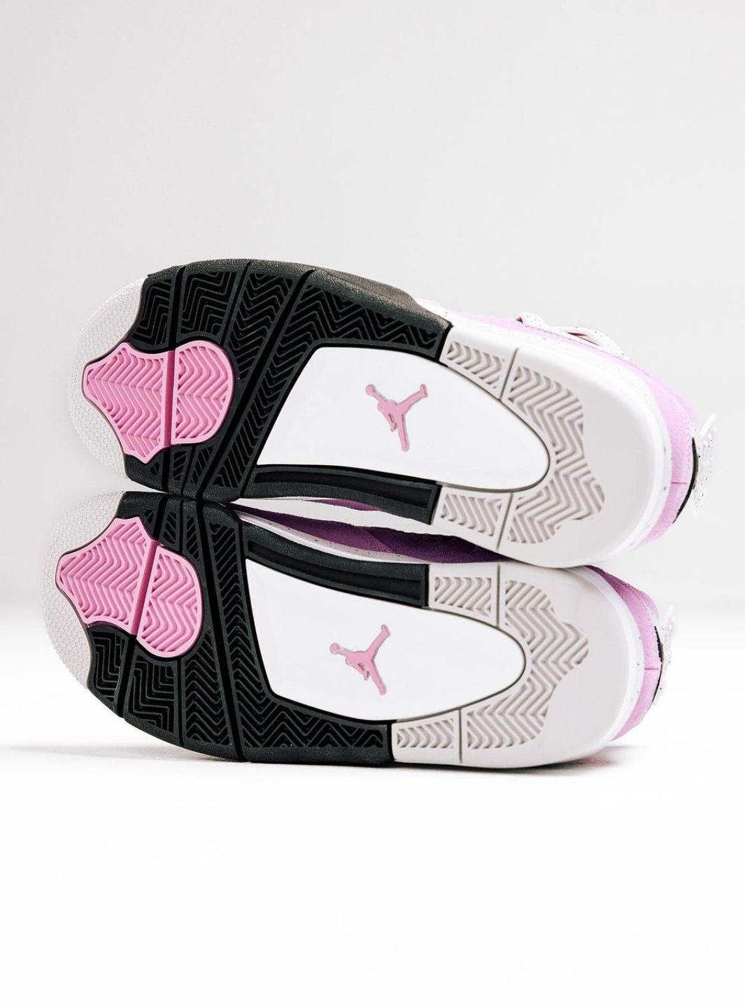 Air Jordan 4 Retro Orchid、JORDAN、Cacoeks