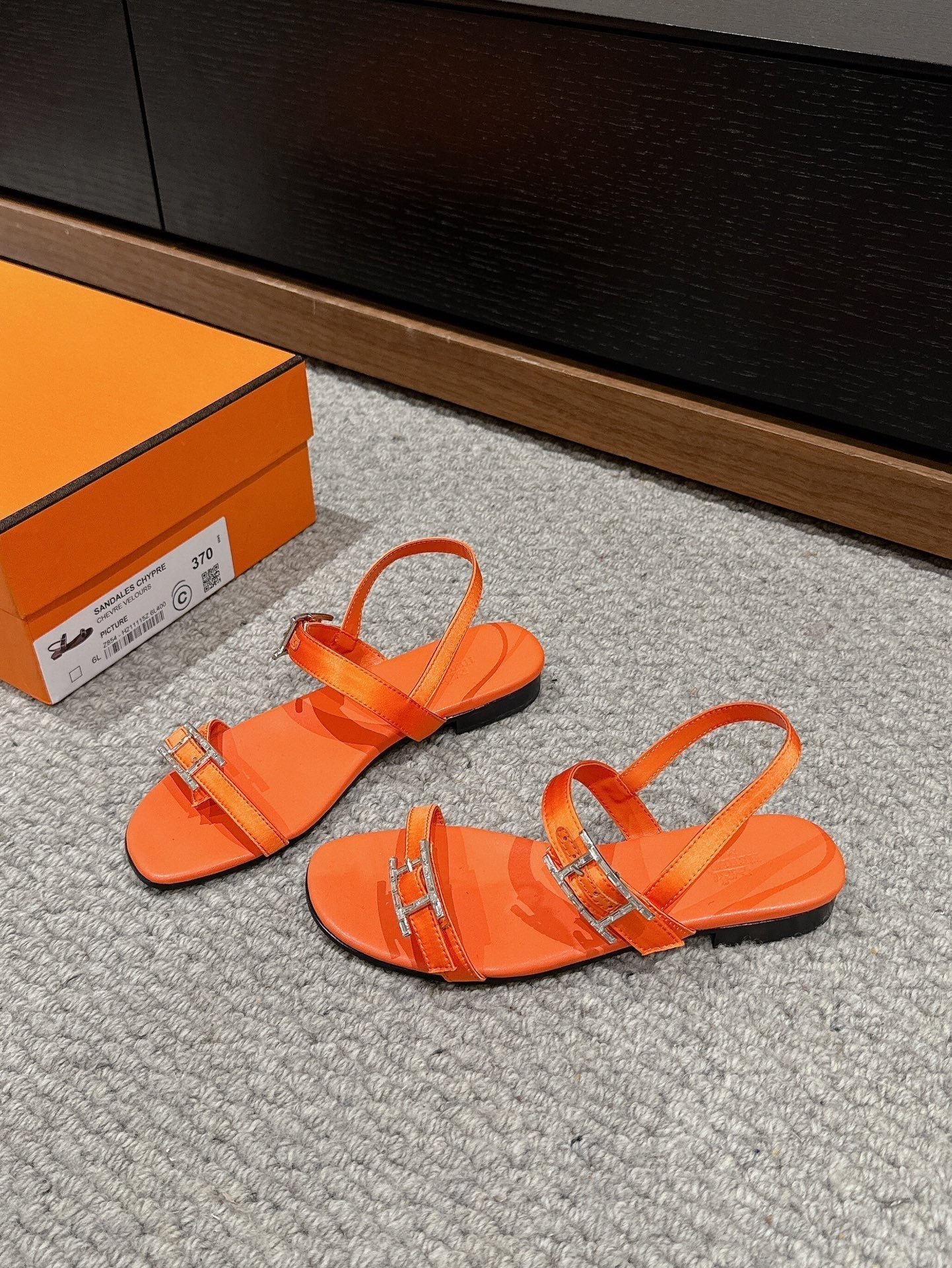 BUCKLE SANDAL BRIGHT ORANGE CALFSKIN、mysite、Cacoeks