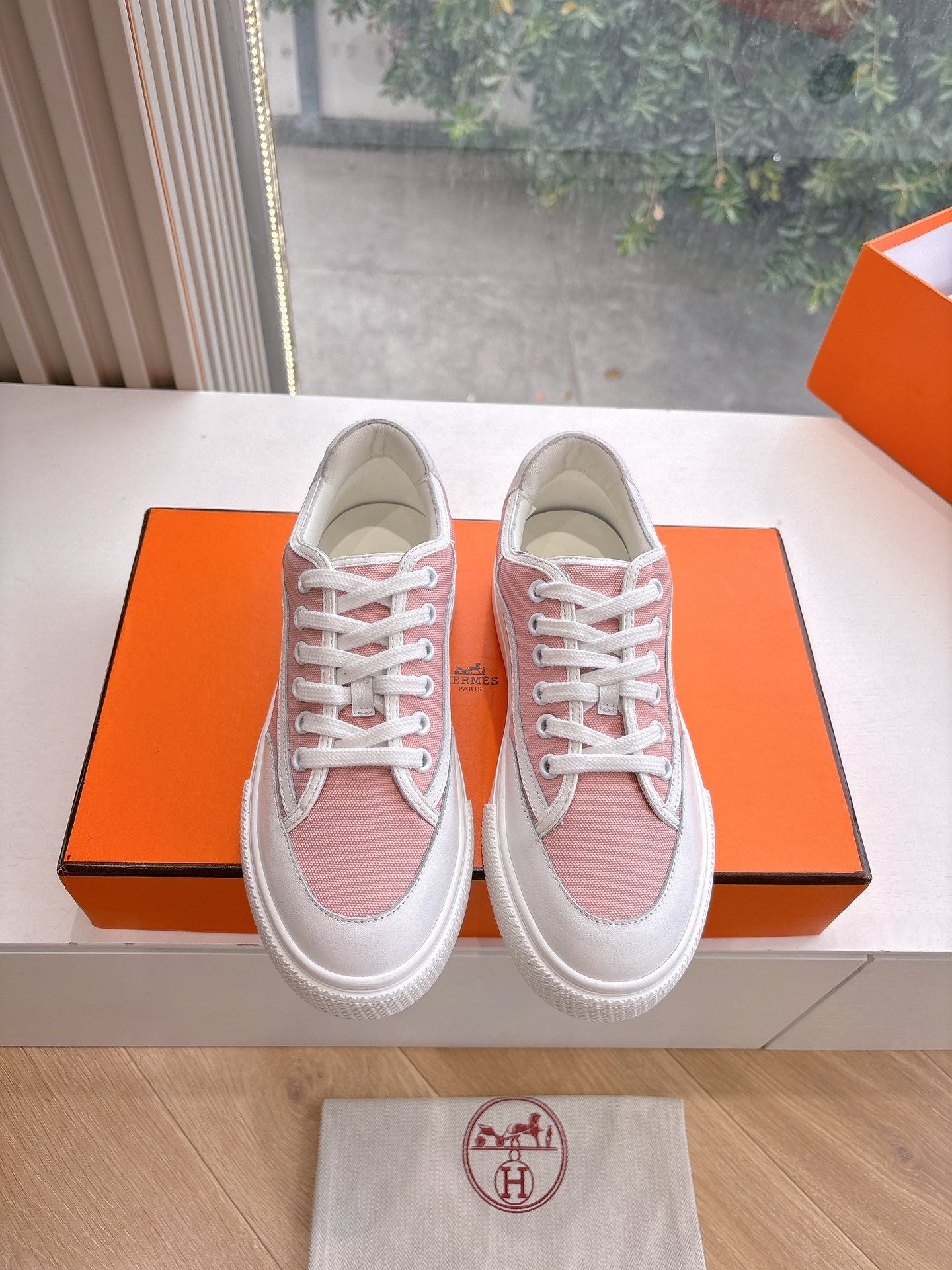 GET SNEAKER IN ROSE PINK MAXI CANVAS AND WHITE CALFSKIN、mysite、Cacoeks