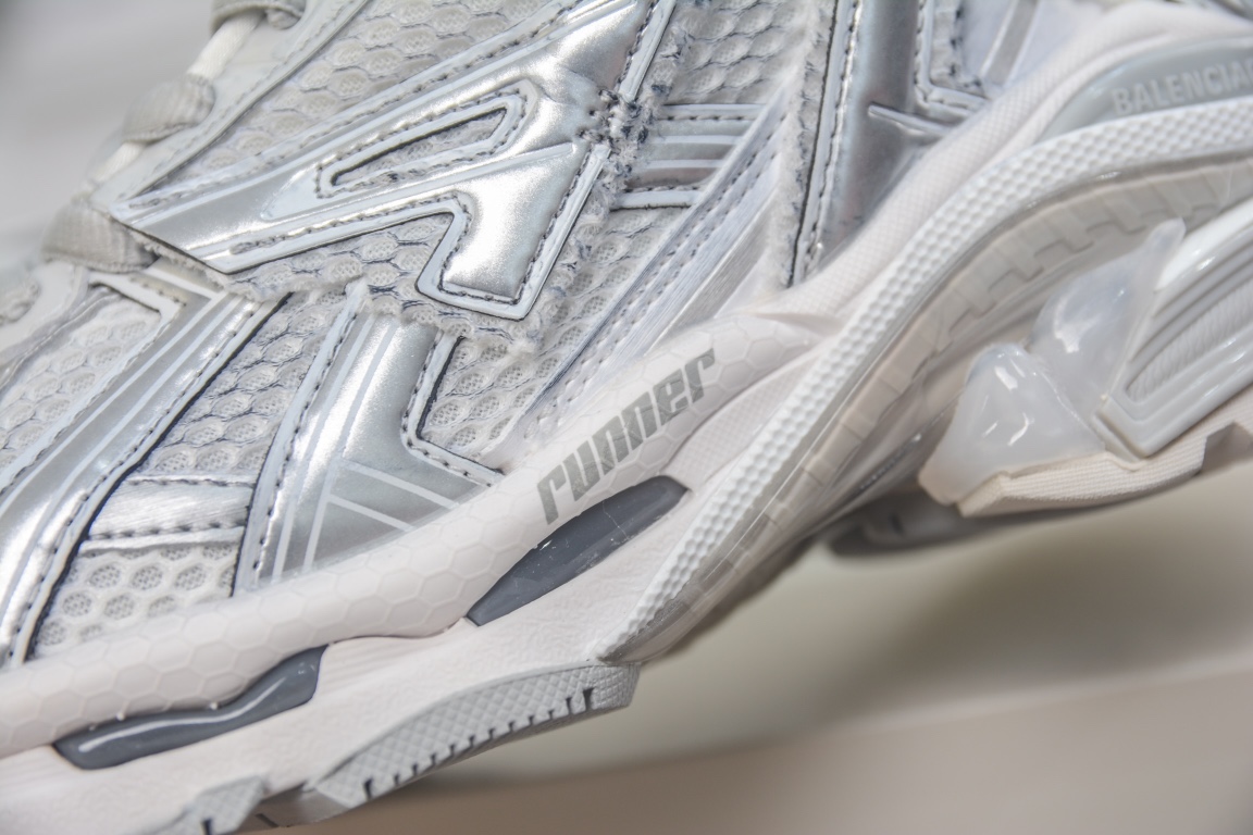 Balenciaga Runner Trainer in Off White、mysite、Cacoeks