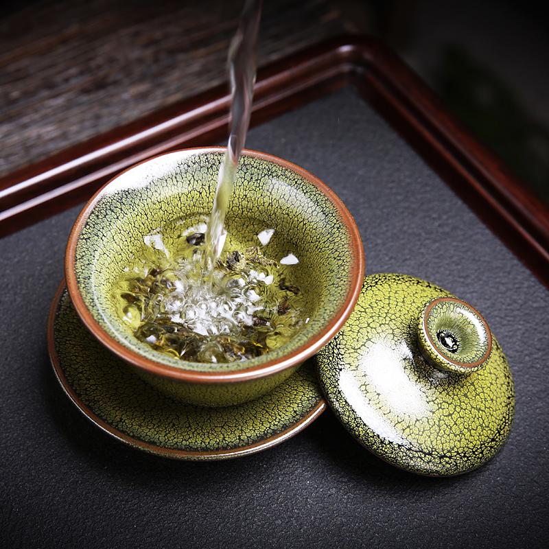 GEEK BAR-https://www.hot-toy.com/