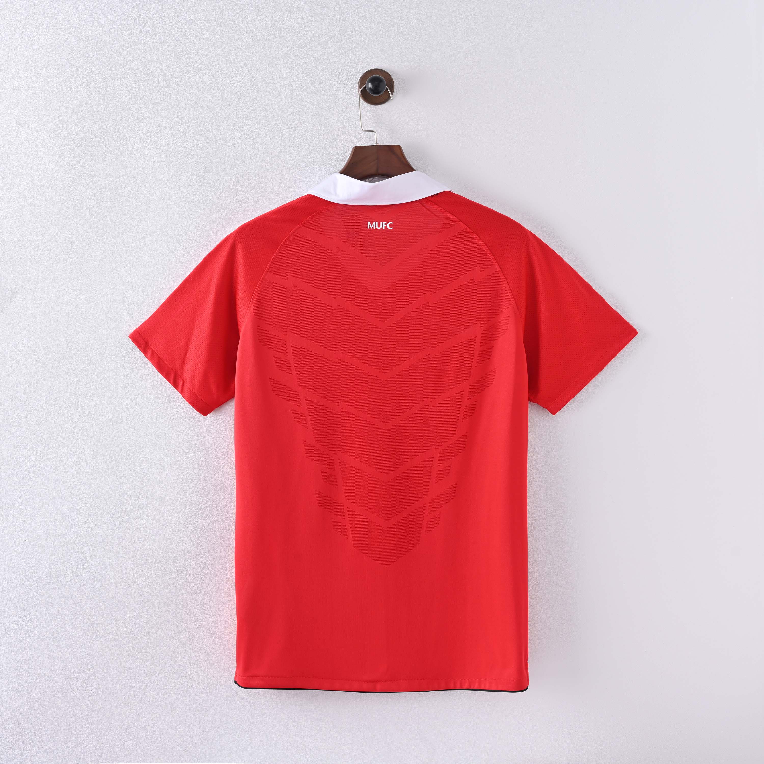 2010/2011 Retro Manchester United Home Football Shirt 1:1 Thai Quality:football jersey mysite: unitedjerseyfootball 邓江浪:football