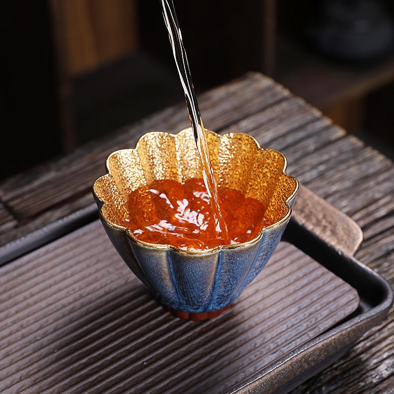 GEEK BAR-https://www.hot-toy.com/