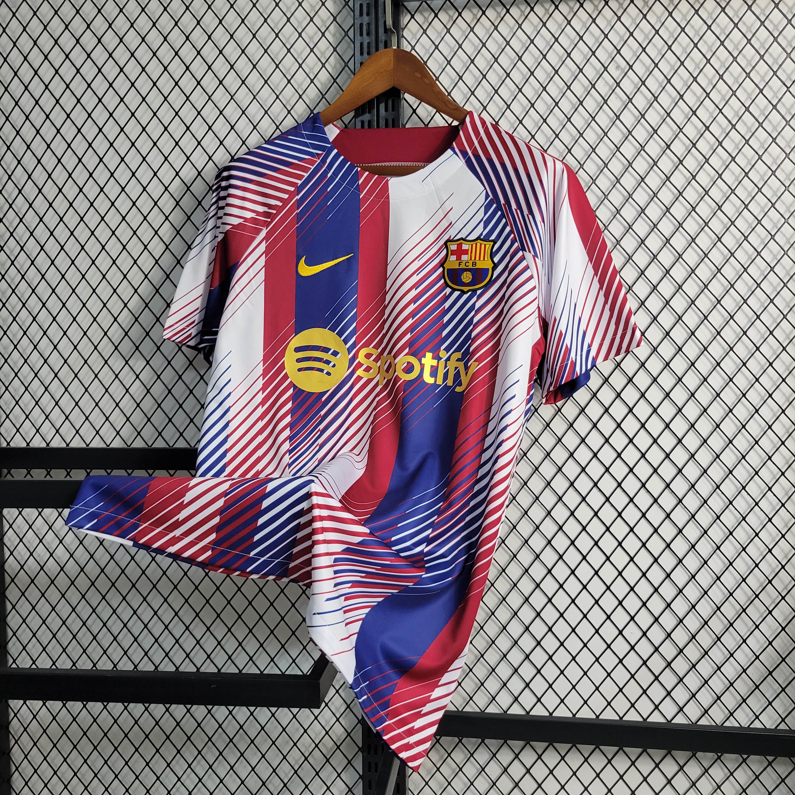 2023/2024 Barcelona Training Wear Red White Blue Jersey:football jersey mysite: unitedjerseyfootball 邓江浪:football