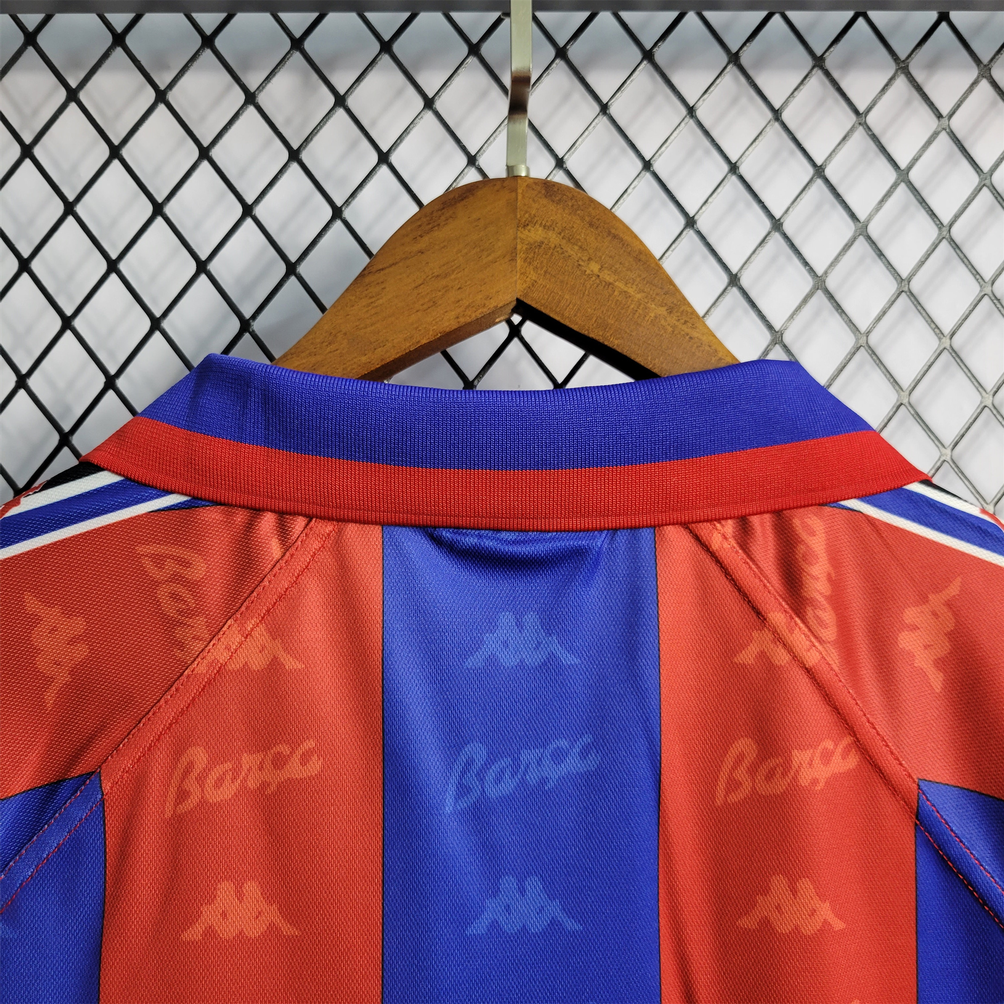 Higojerseys-Retro Barcelona 96-97 Home Stadium Jersey