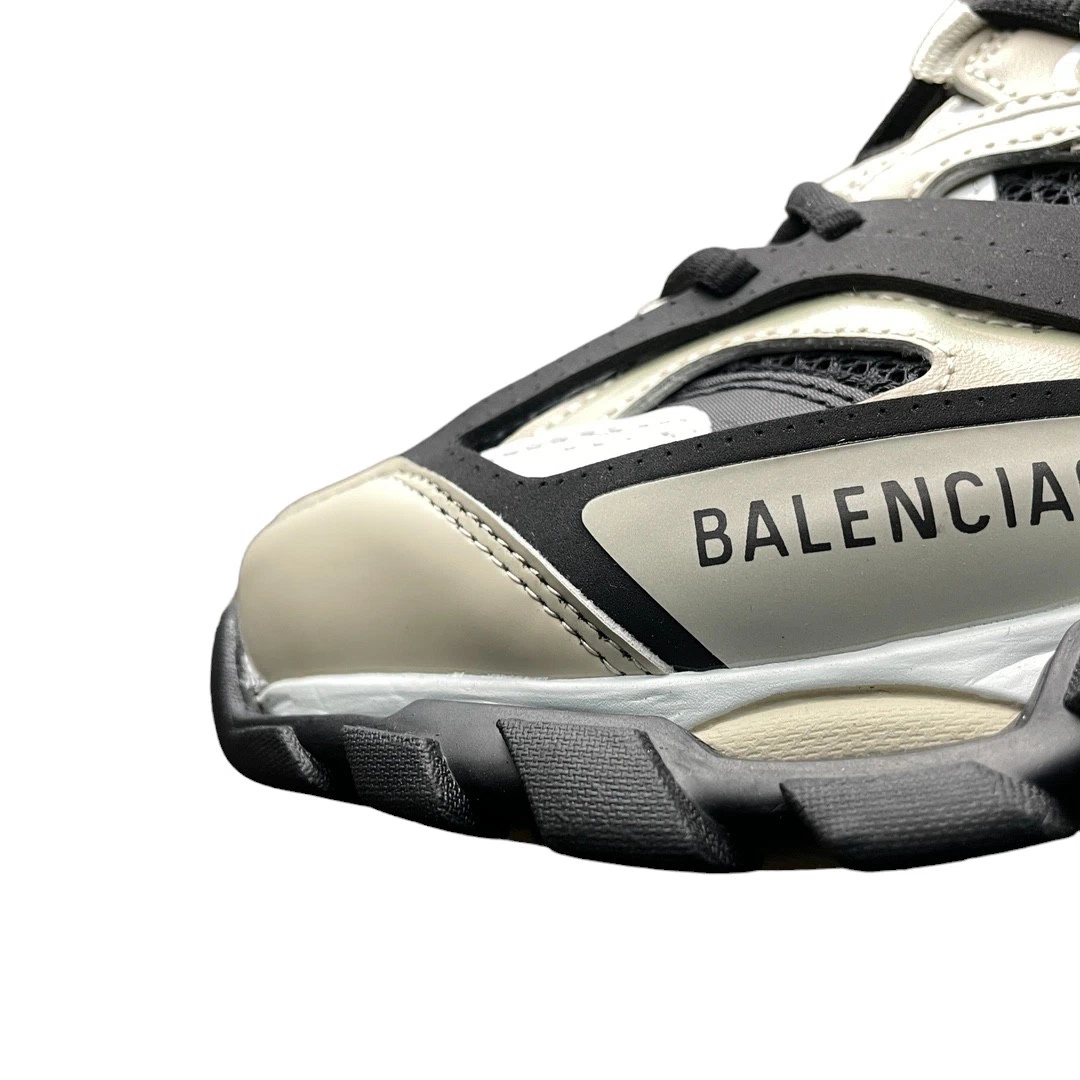 Balenciaga Women’s Track Sneaker in Beige Black、mysite、Cacoeks