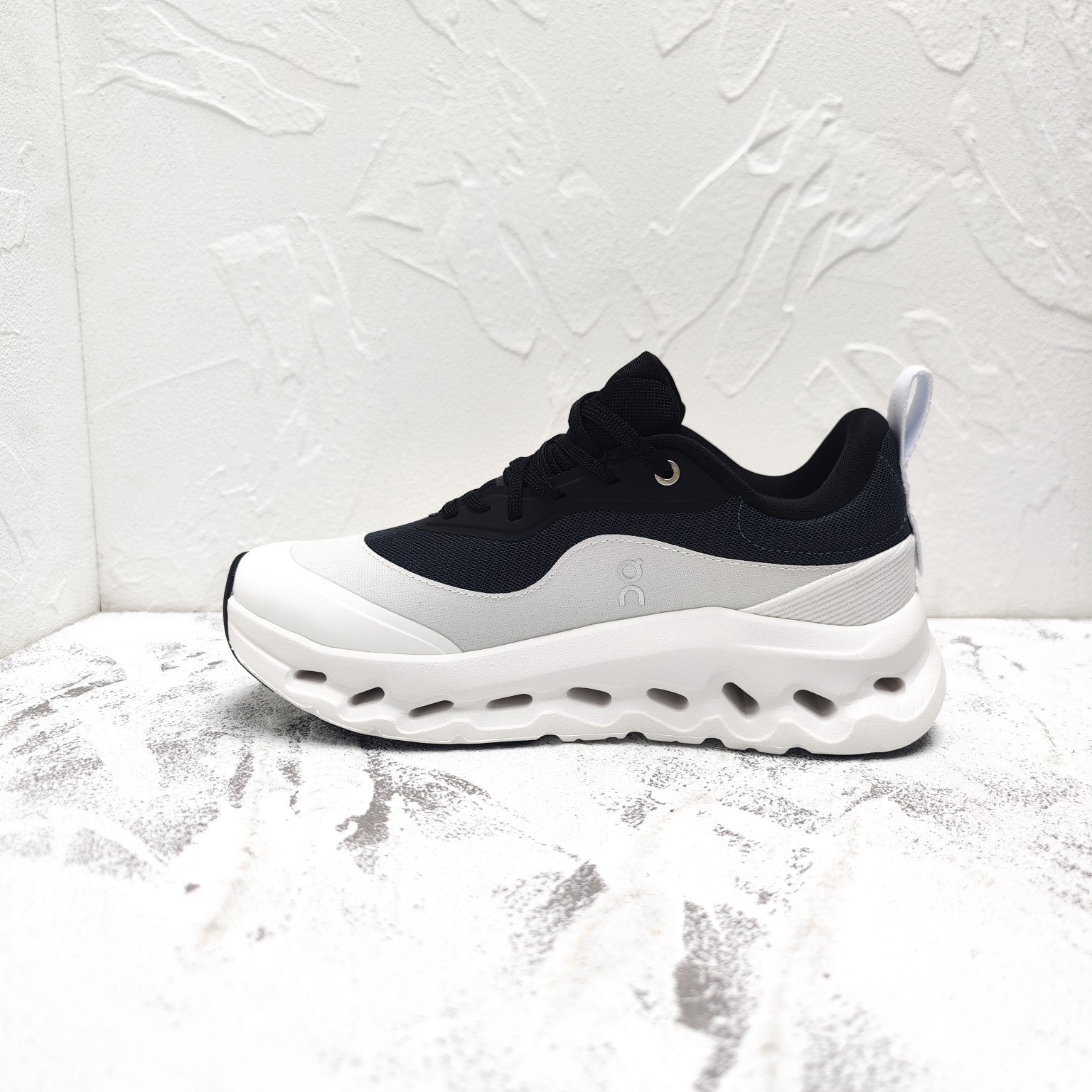 CLOUDTILT 2.0 SNEAKER PALE GRAY MIX BLACK CALFSKIN AND BREATHABLE MESH、mysite、Cacoeks