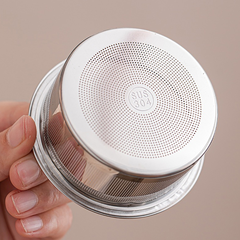 GEEK BAR-https://www.hot-toy.com/