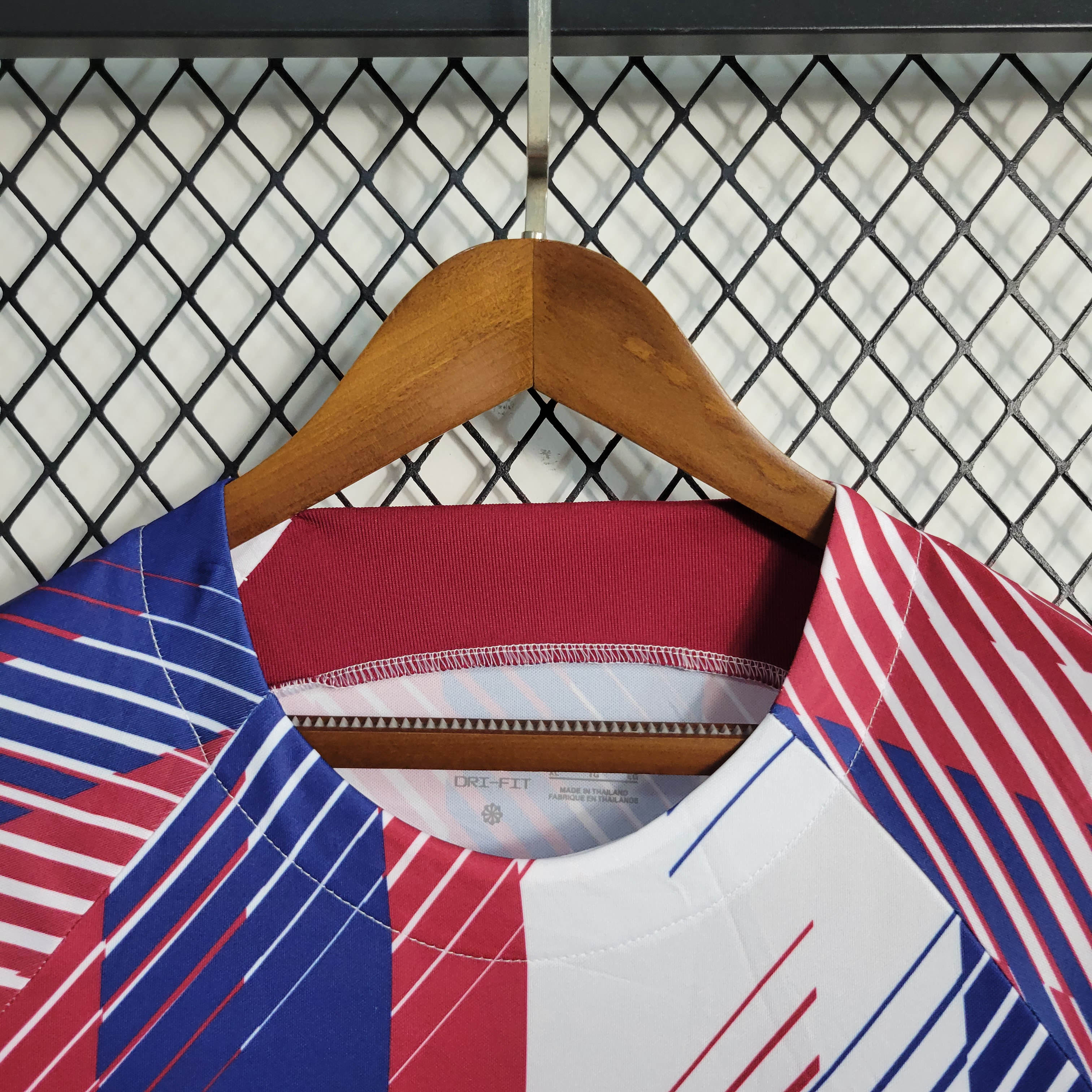 2023/2024 Barcelona Training Wear Red White Blue Jersey:football jersey mysite: unitedjerseyfootball 邓江浪:football