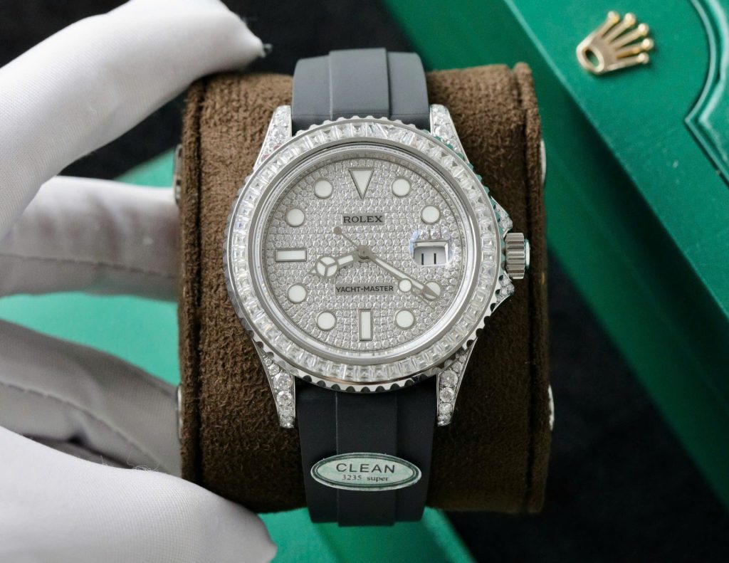Đồng Hồ Rolex Yacht-Master Chế Tác Full Kim Cương Moissanite Dây Cao Su 42mm (2)