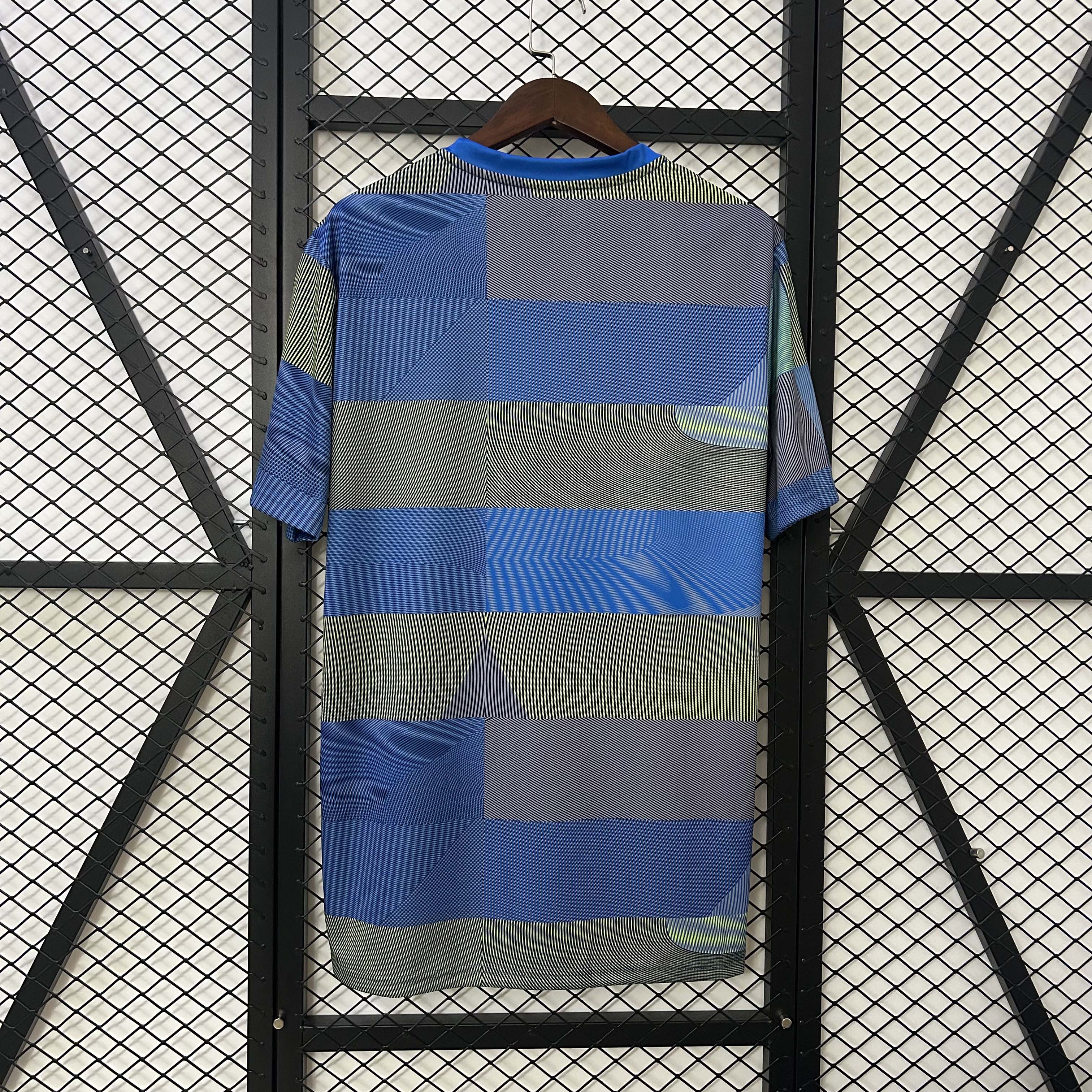 2025/2026 Real Madrid Pre-race suit Football Shirt 1:1 Thai Quality:football jersey mysite: unitedjerseyfootball 邓江浪:football