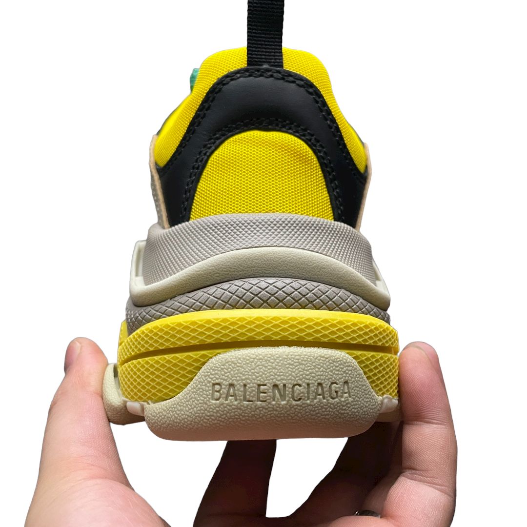 Balenciaga Triple S Sneaker In Curry、mysite、Cacoeks