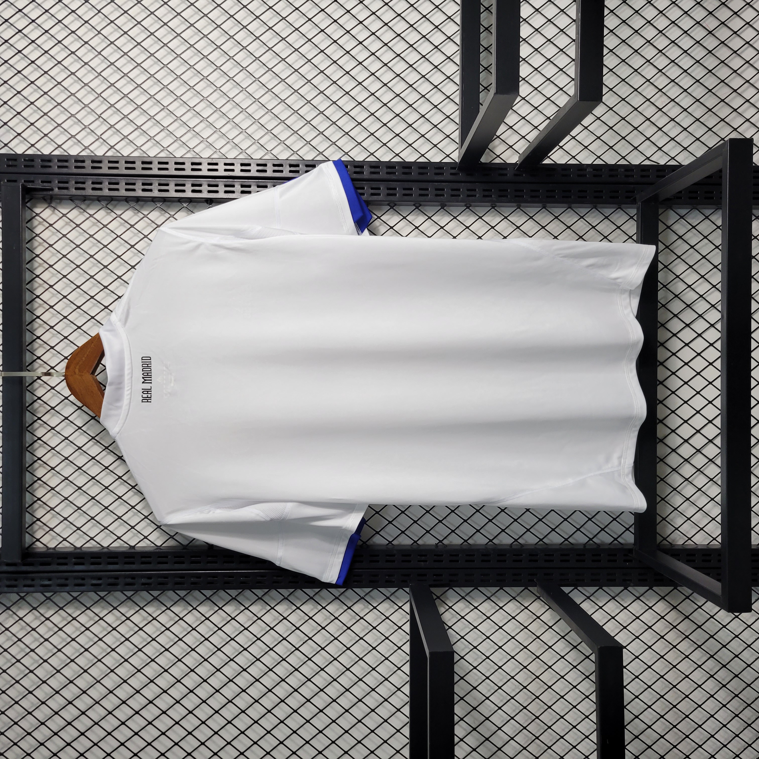 JerseysGala.com | Retro Real Madrid 10-11 Home Stadium Jersey -Customize Name, Number and Patch | Worldwide Shipping