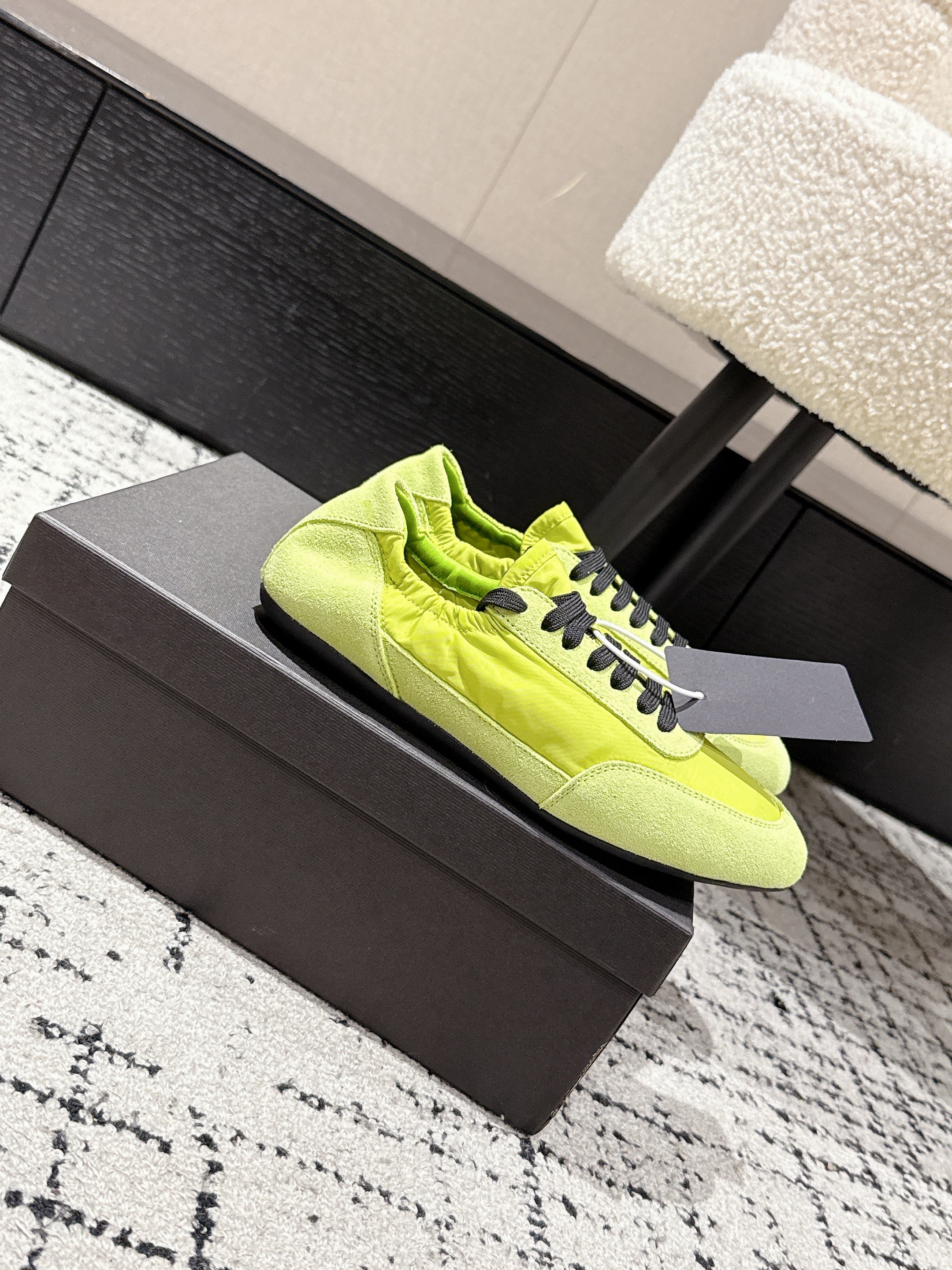 PRADA 25S COLLAPSE SNEAKERS IN LIME GREEN RE NYLON AND SUEDE、mysite、Cacoeks